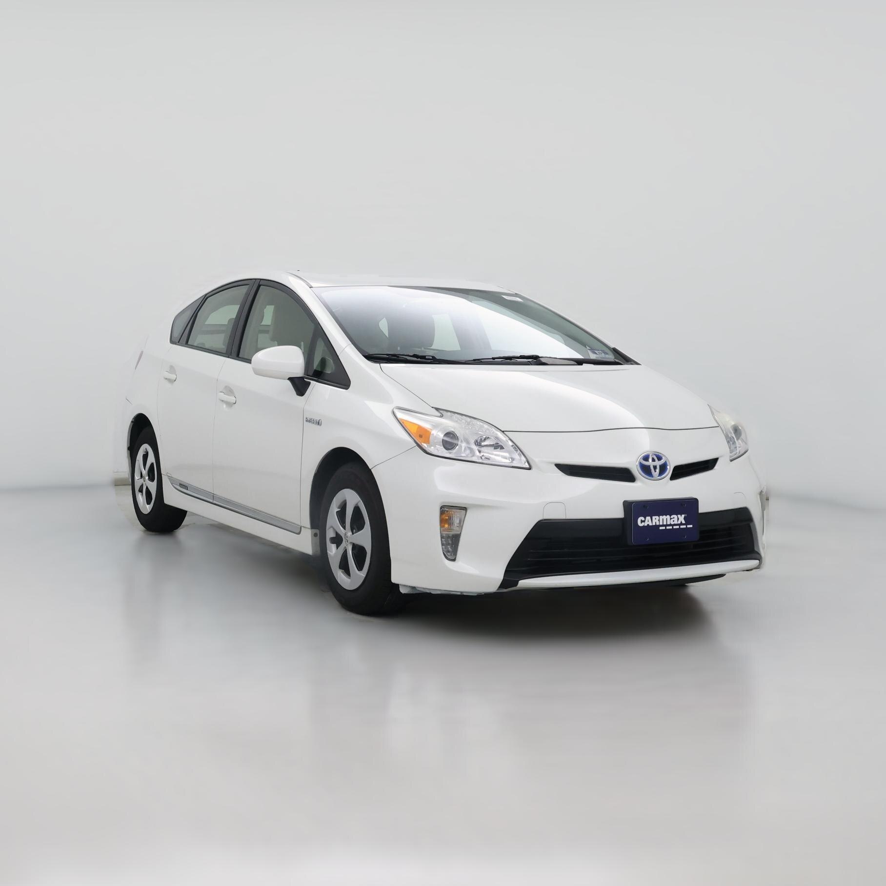 Thumbnail: 2015 Toyota Prius - 1