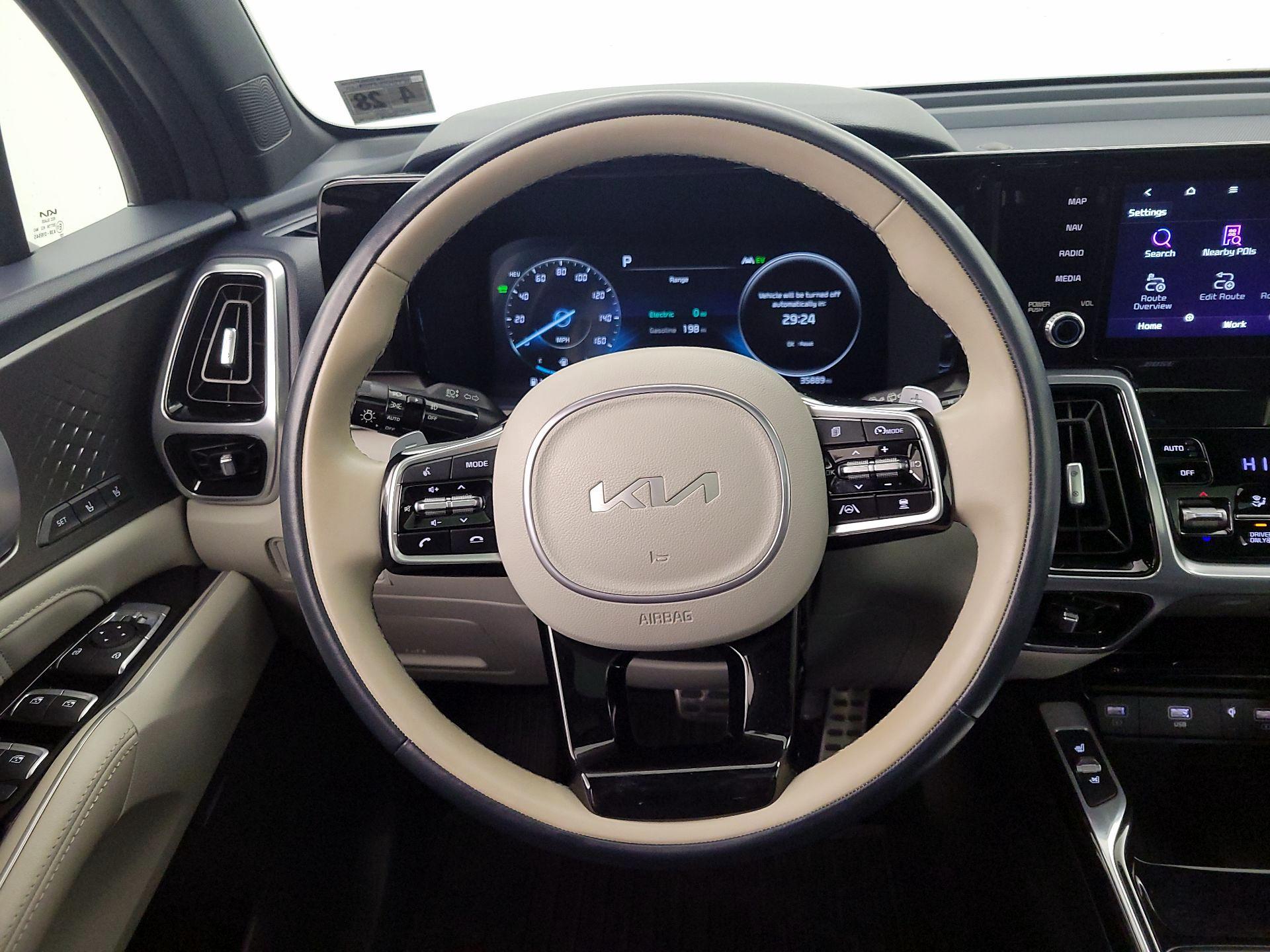 Thumbnail: 2023 Kia Sorento - 10