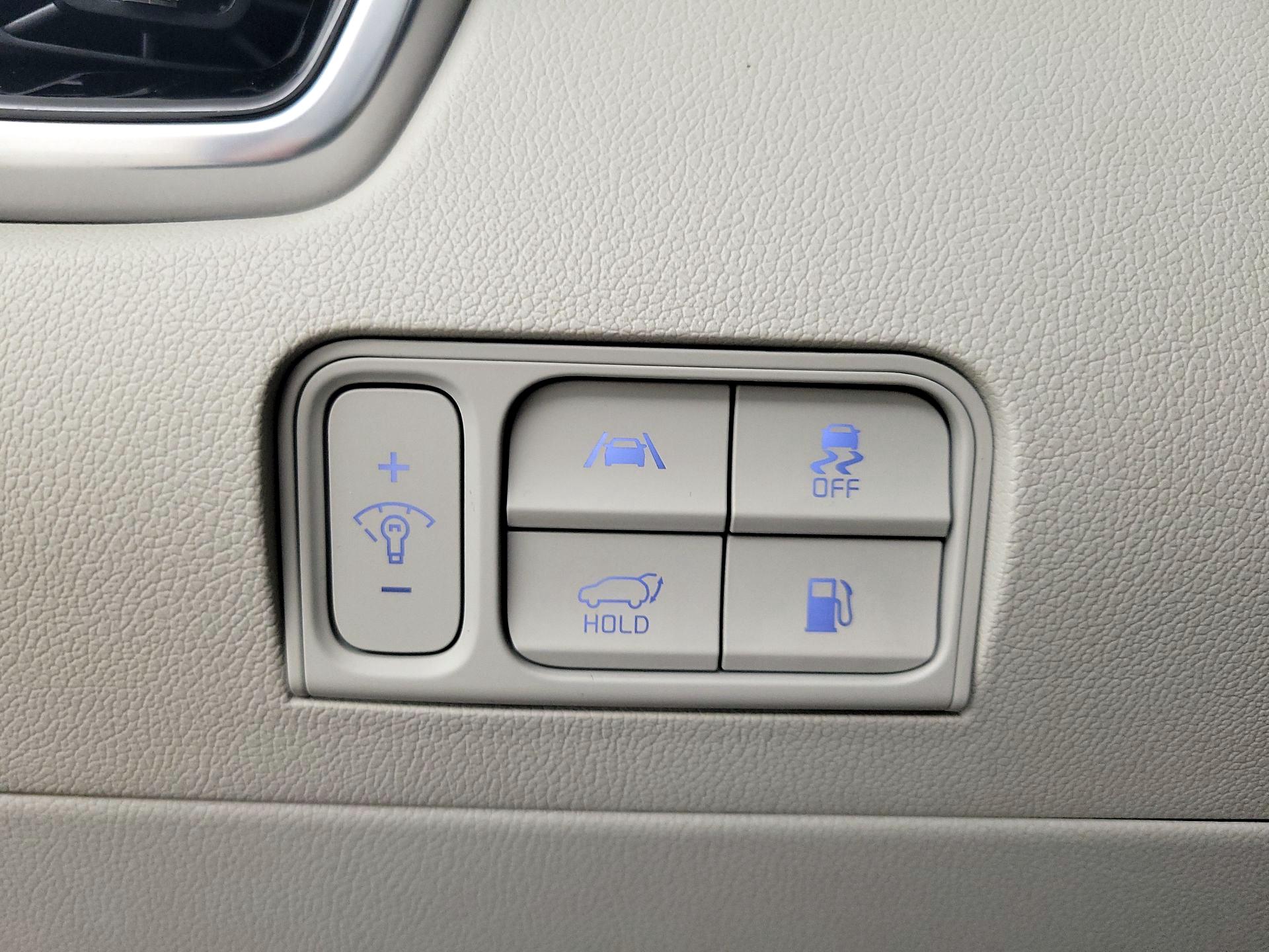 Thumbnail: 2023 Kia Sorento - 13