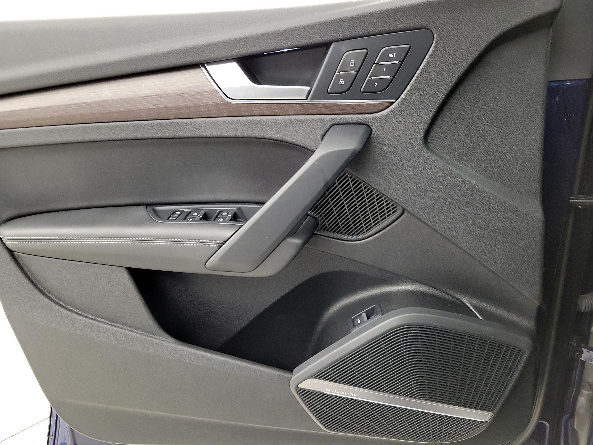 Thumbnail: 2021 Audi Q5 - 12