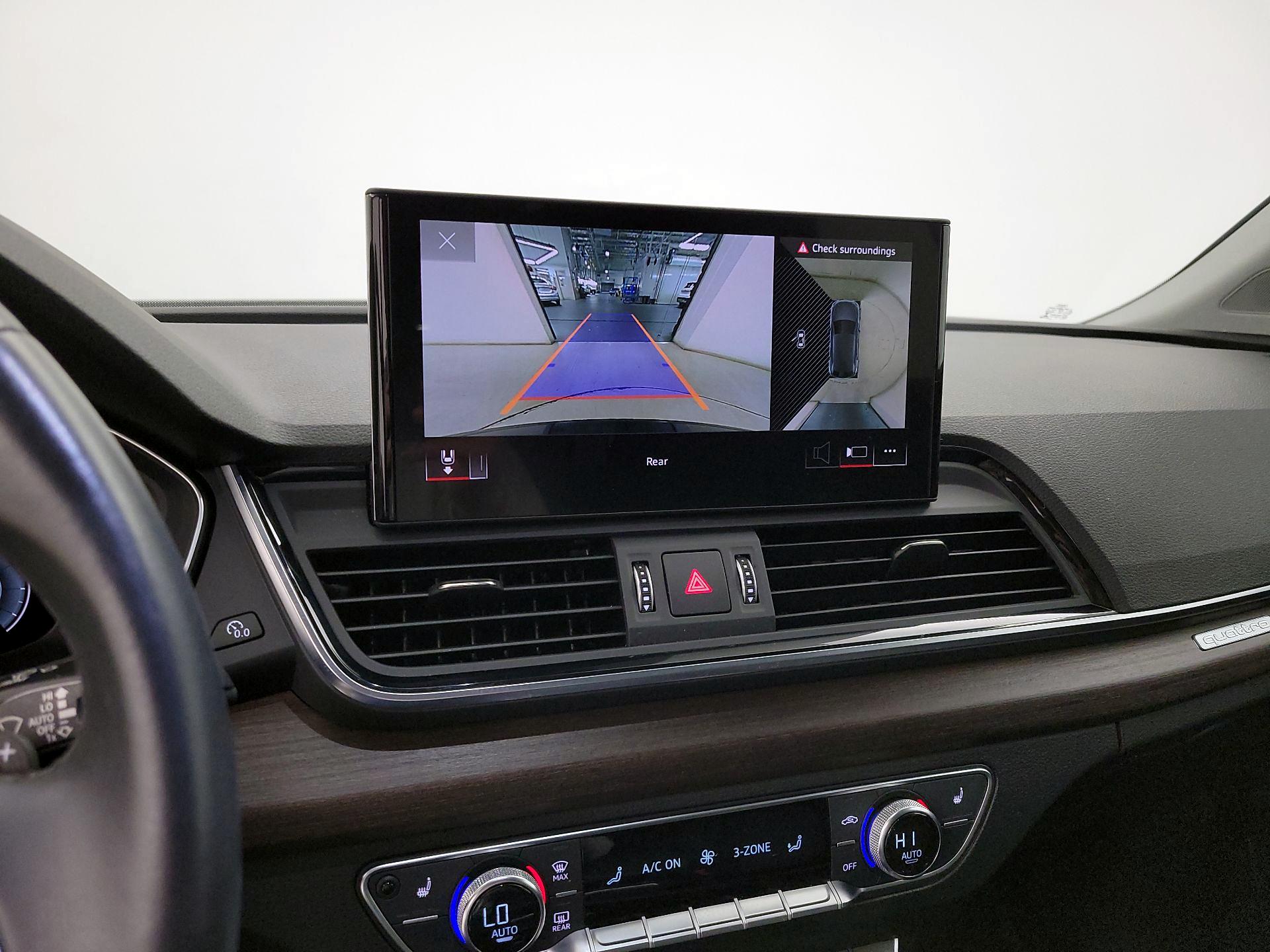 Thumbnail: 2021 Audi Q5 - 15