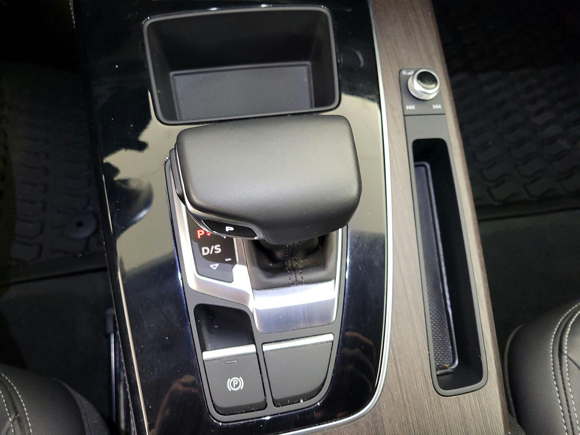 Thumbnail: 2021 Audi Q5 - 18