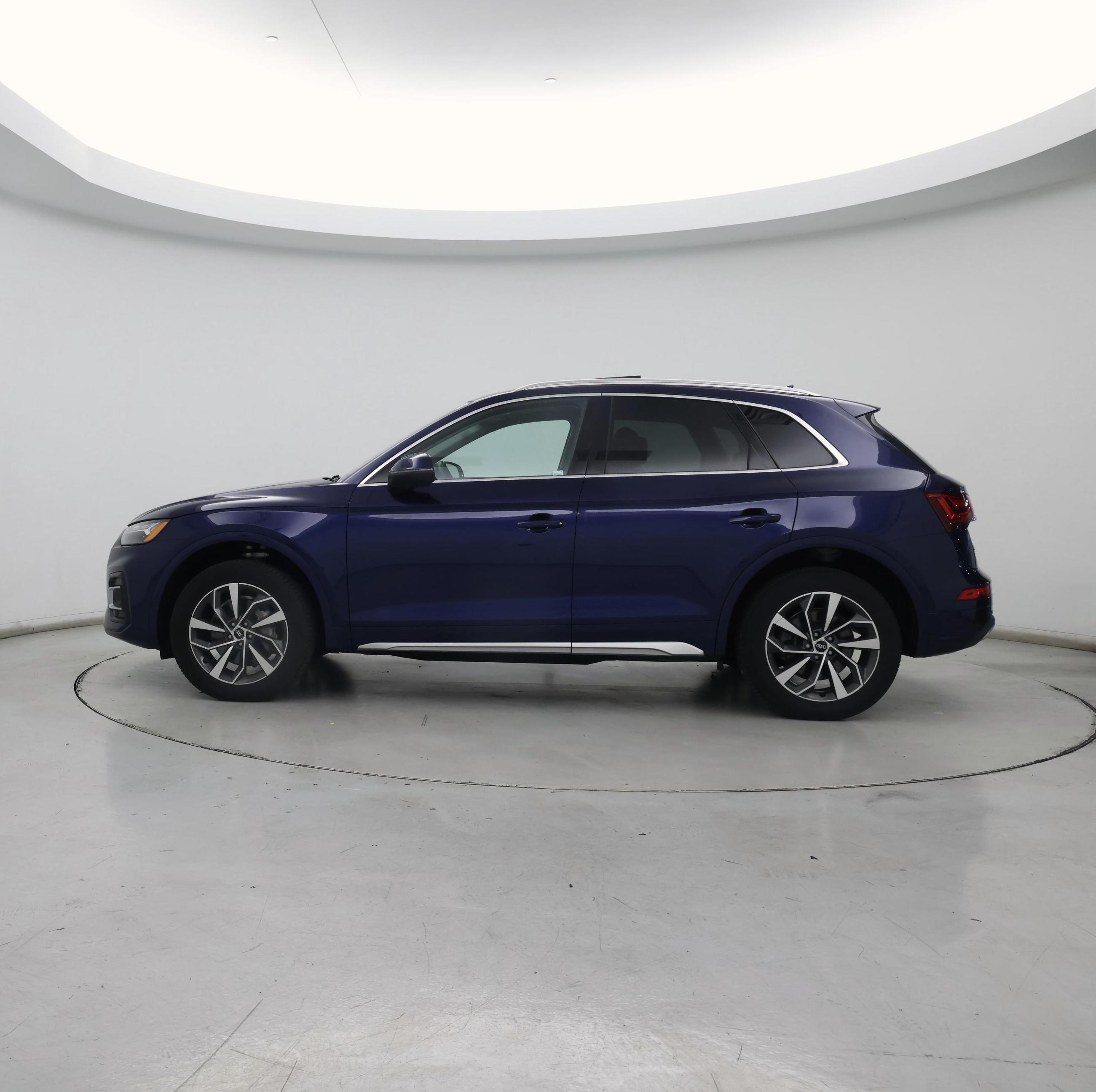 Thumbnail: 2021 Audi Q5 - 3