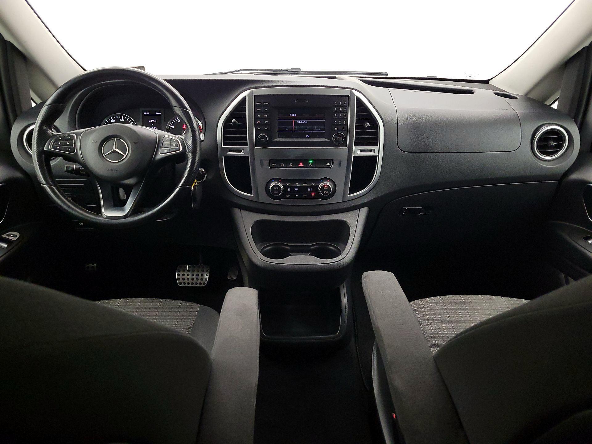 Thumbnail: 2016 Mercedes-Benz Metris - 9