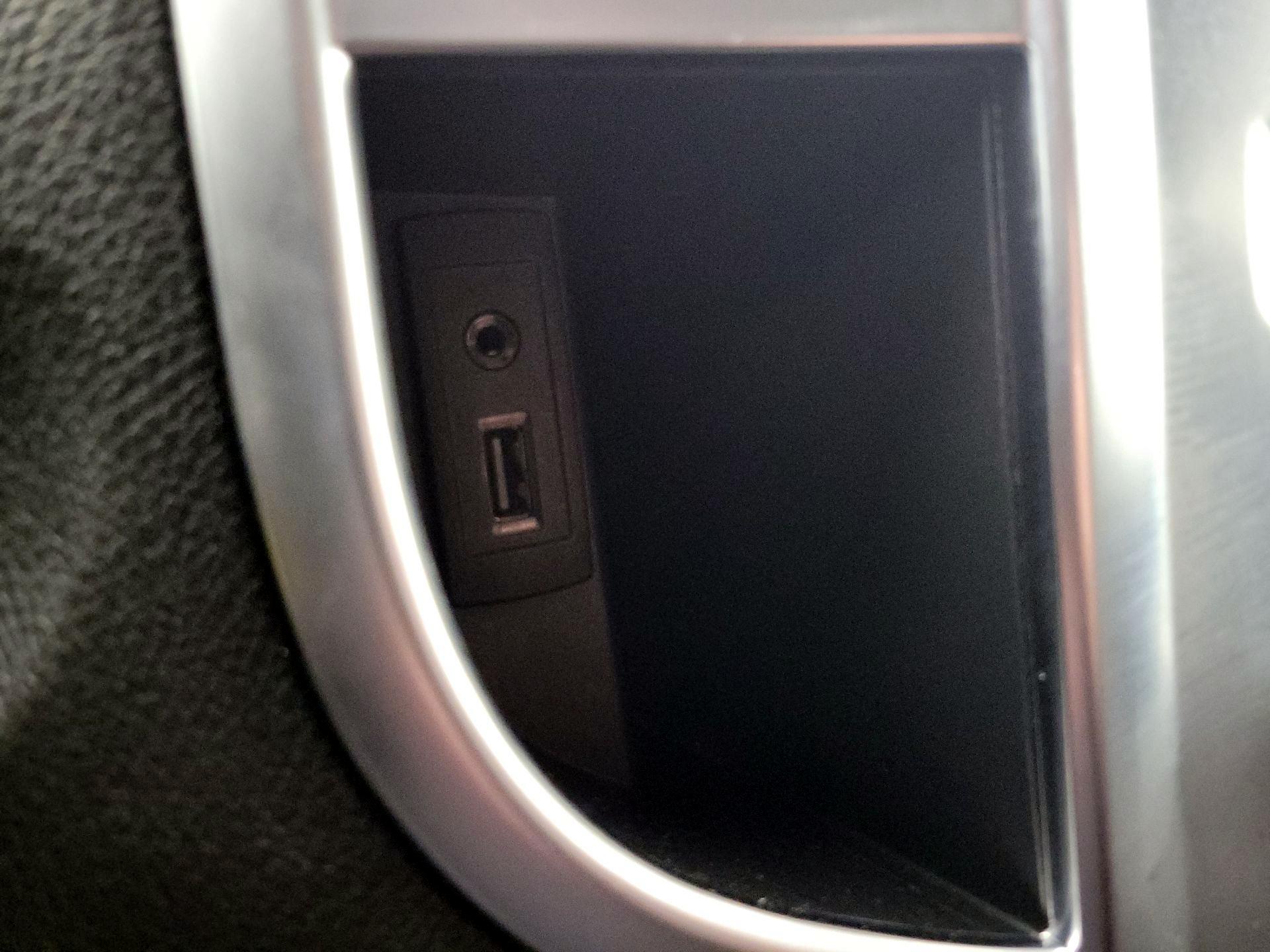 Thumbnail: 2016 Mercedes-Benz Metris - 18