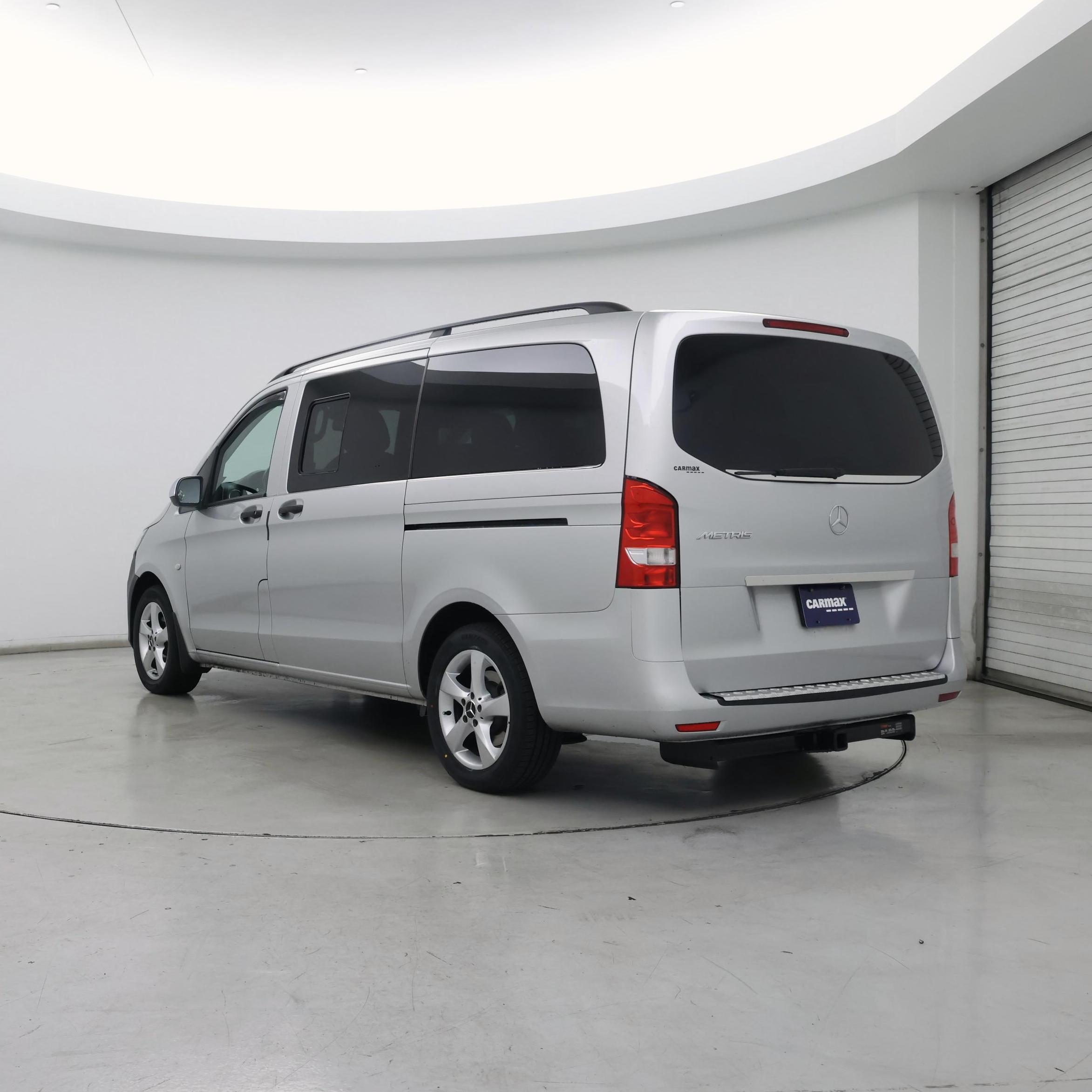 Thumbnail: 2016 Mercedes-Benz Metris - 2