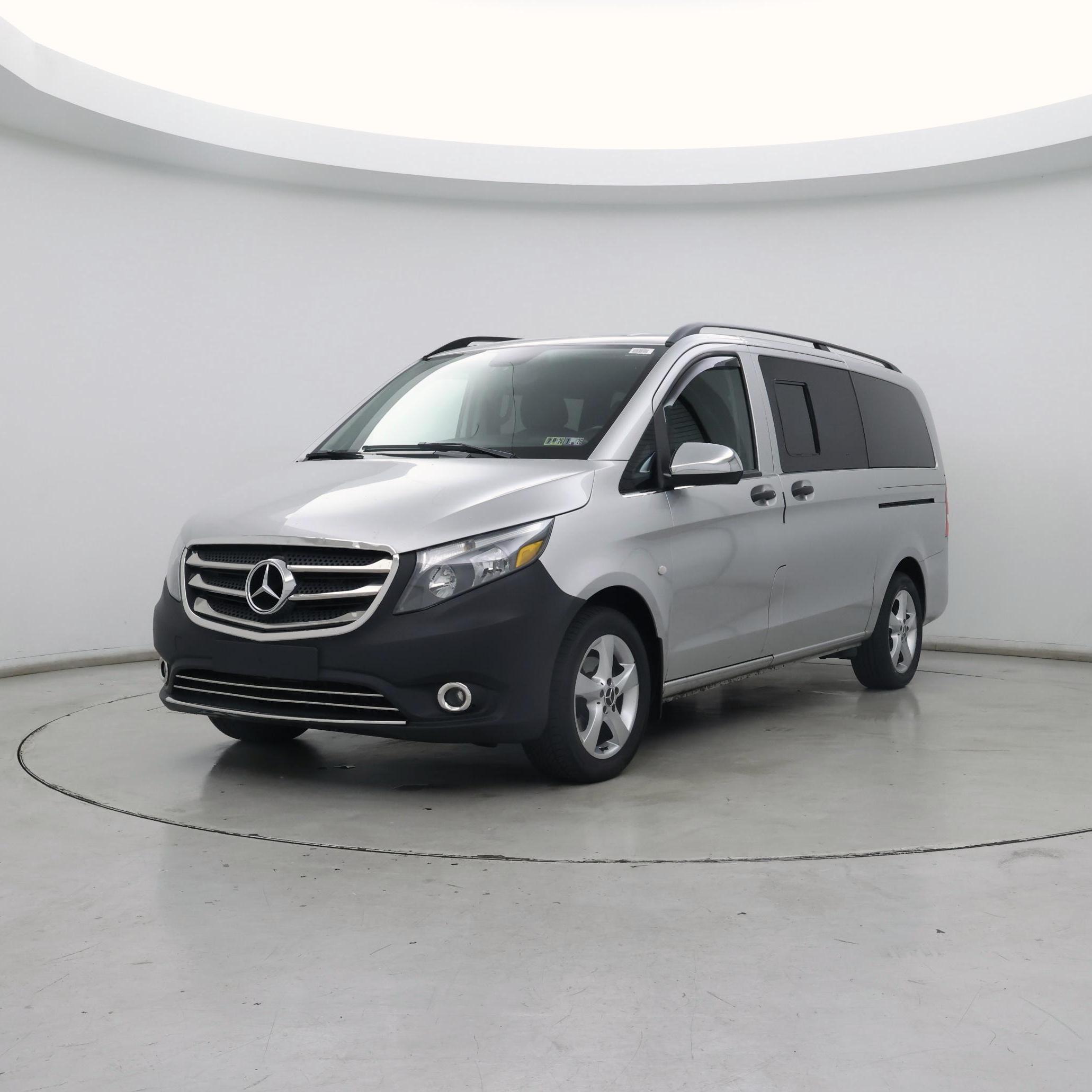 Thumbnail: 2016 Mercedes-Benz Metris - 4