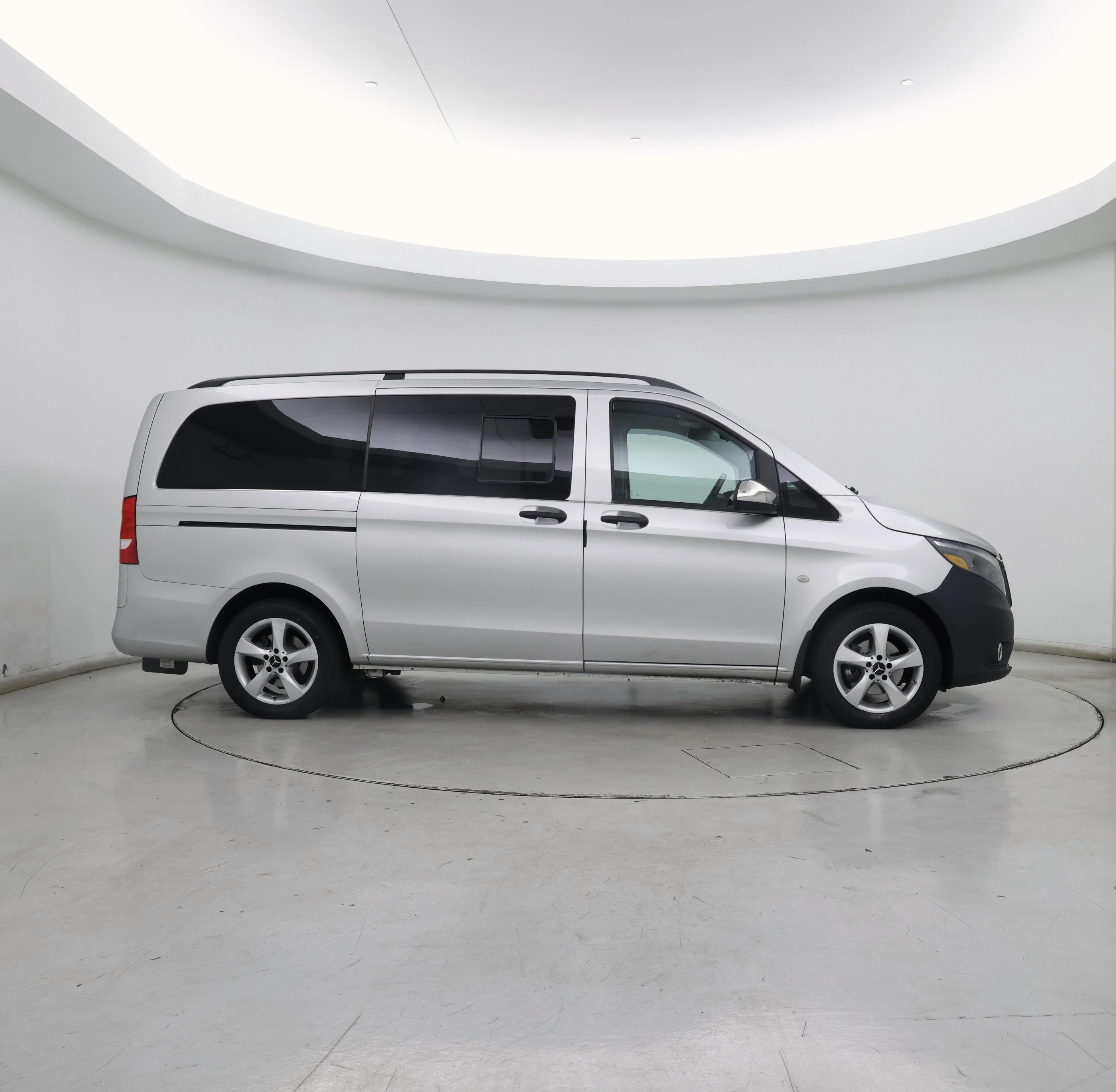 Thumbnail: 2016 Mercedes-Benz Metris - 7