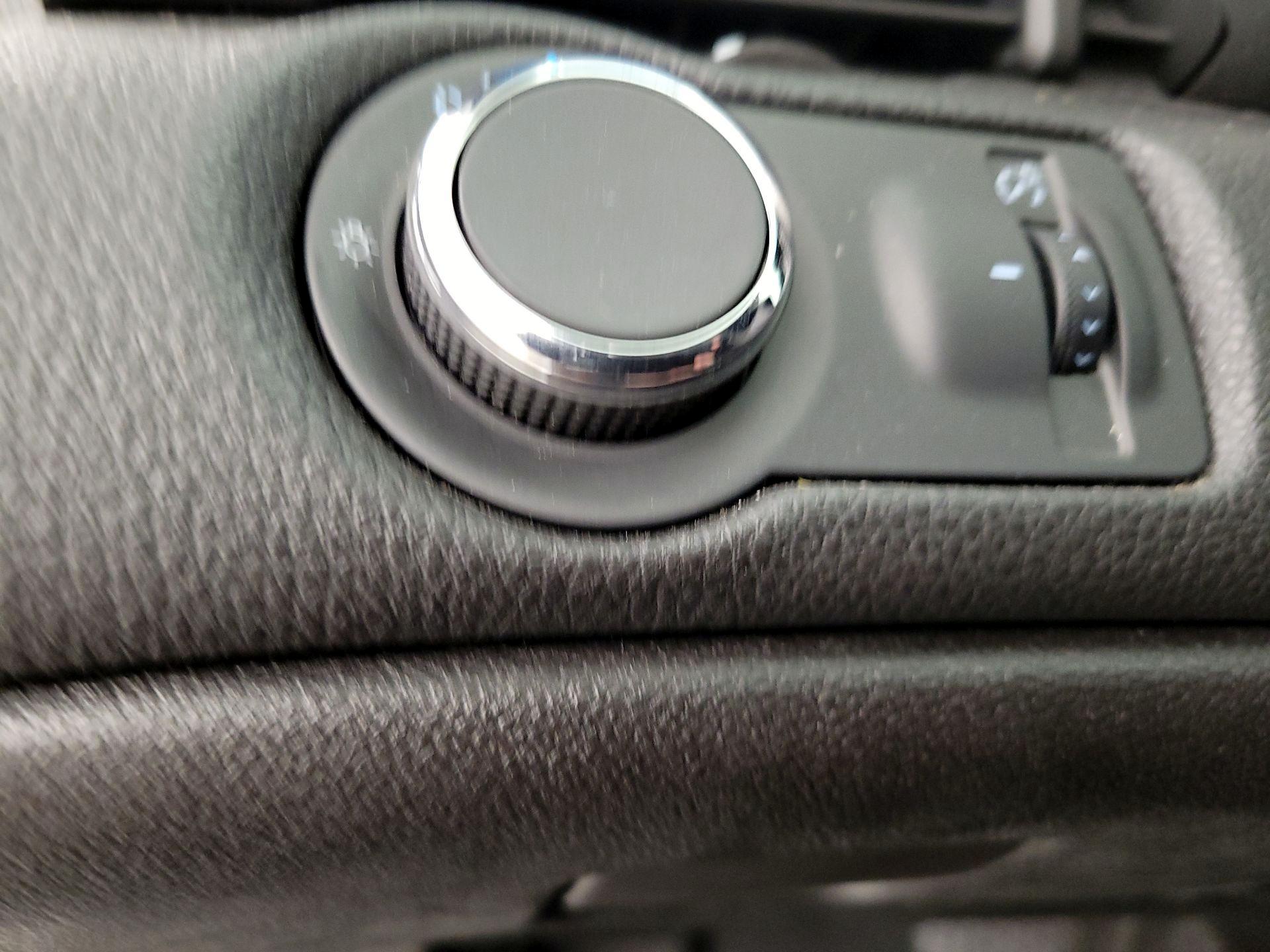 Thumbnail: 2014 Chevrolet Malibu - 13