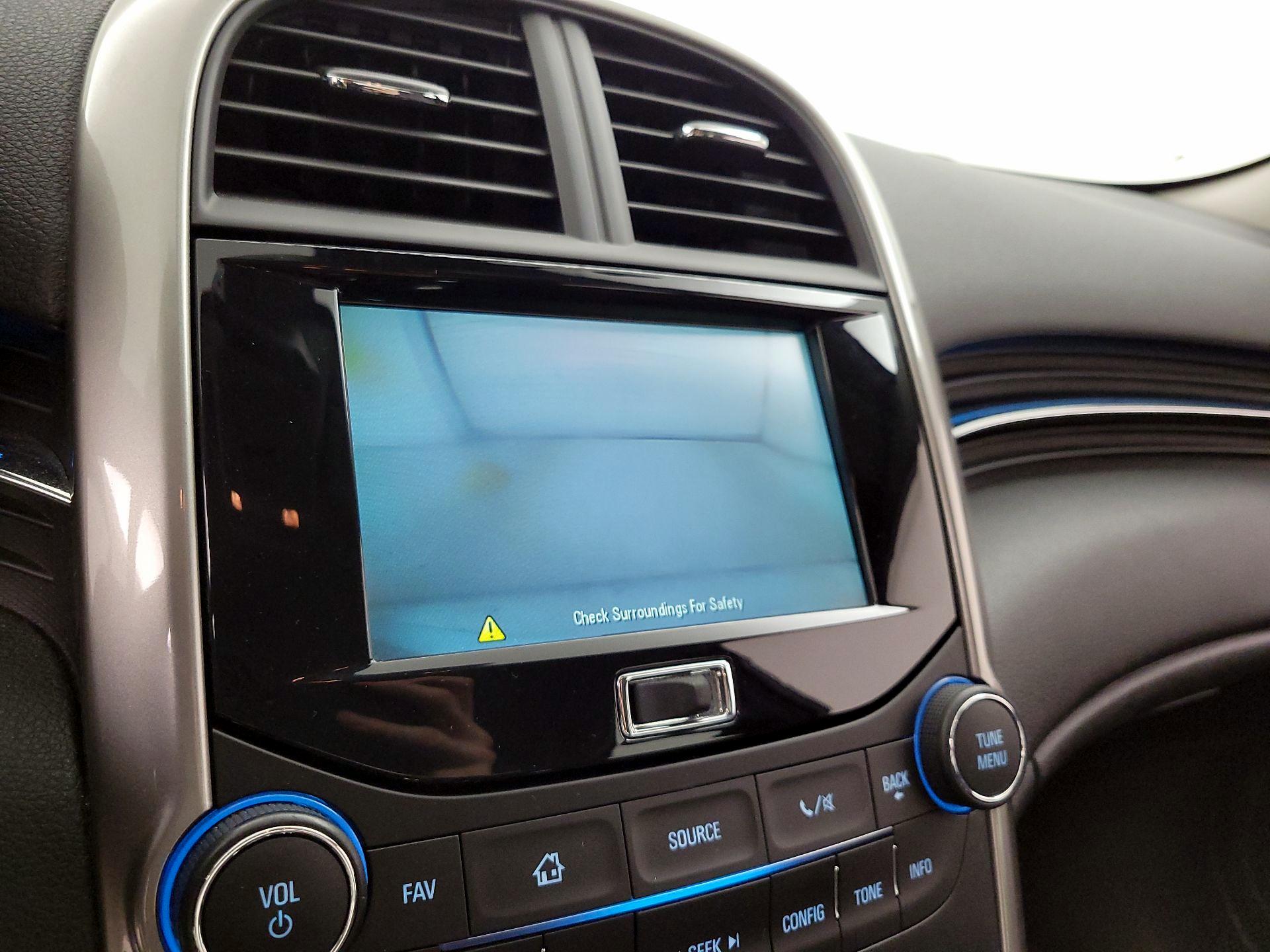 Thumbnail: 2014 Chevrolet Malibu - 14