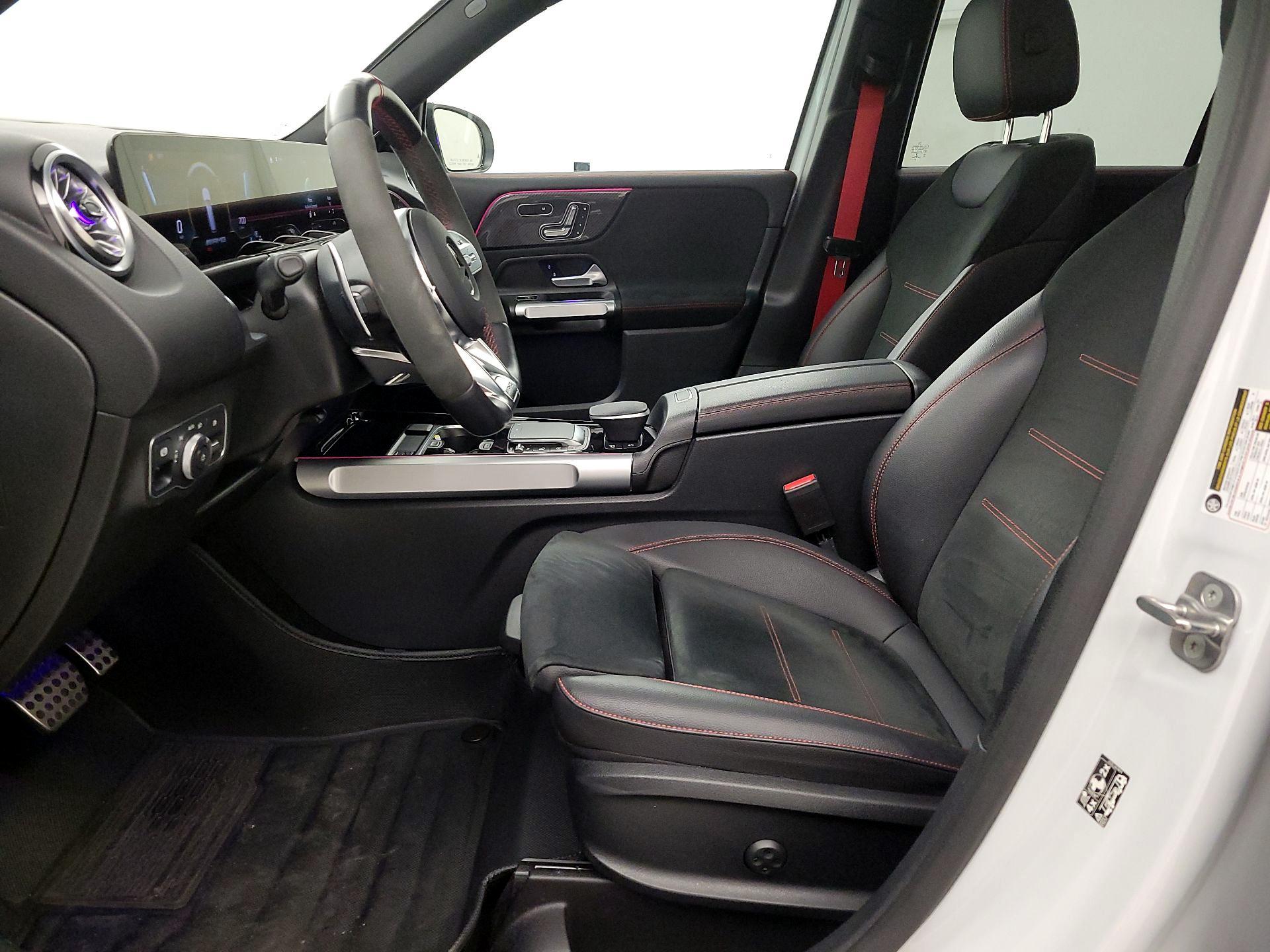 Thumbnail: 2023 Mercedes-Benz GLB - 11