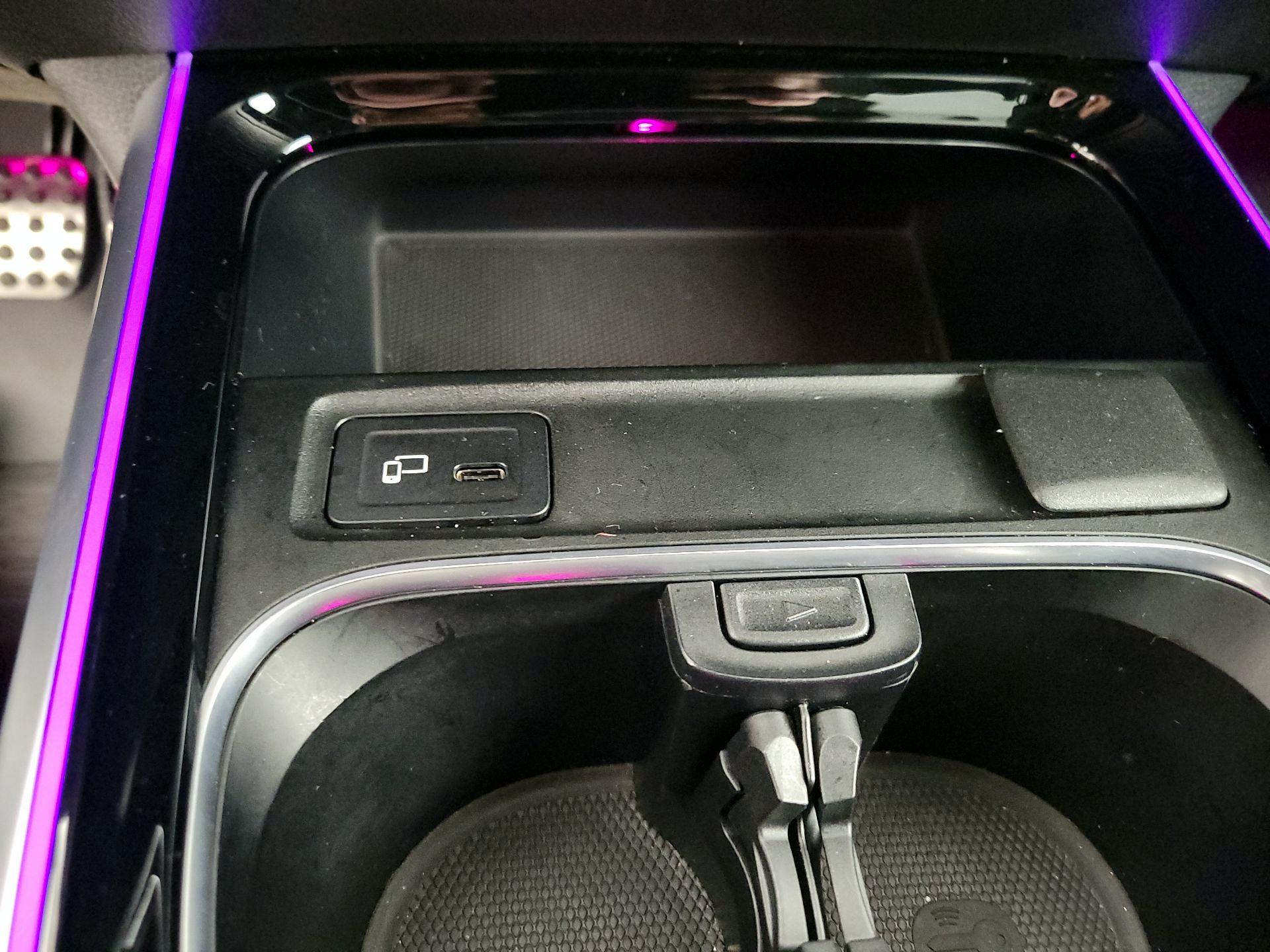 Thumbnail: 2023 Mercedes-Benz GLB - 18