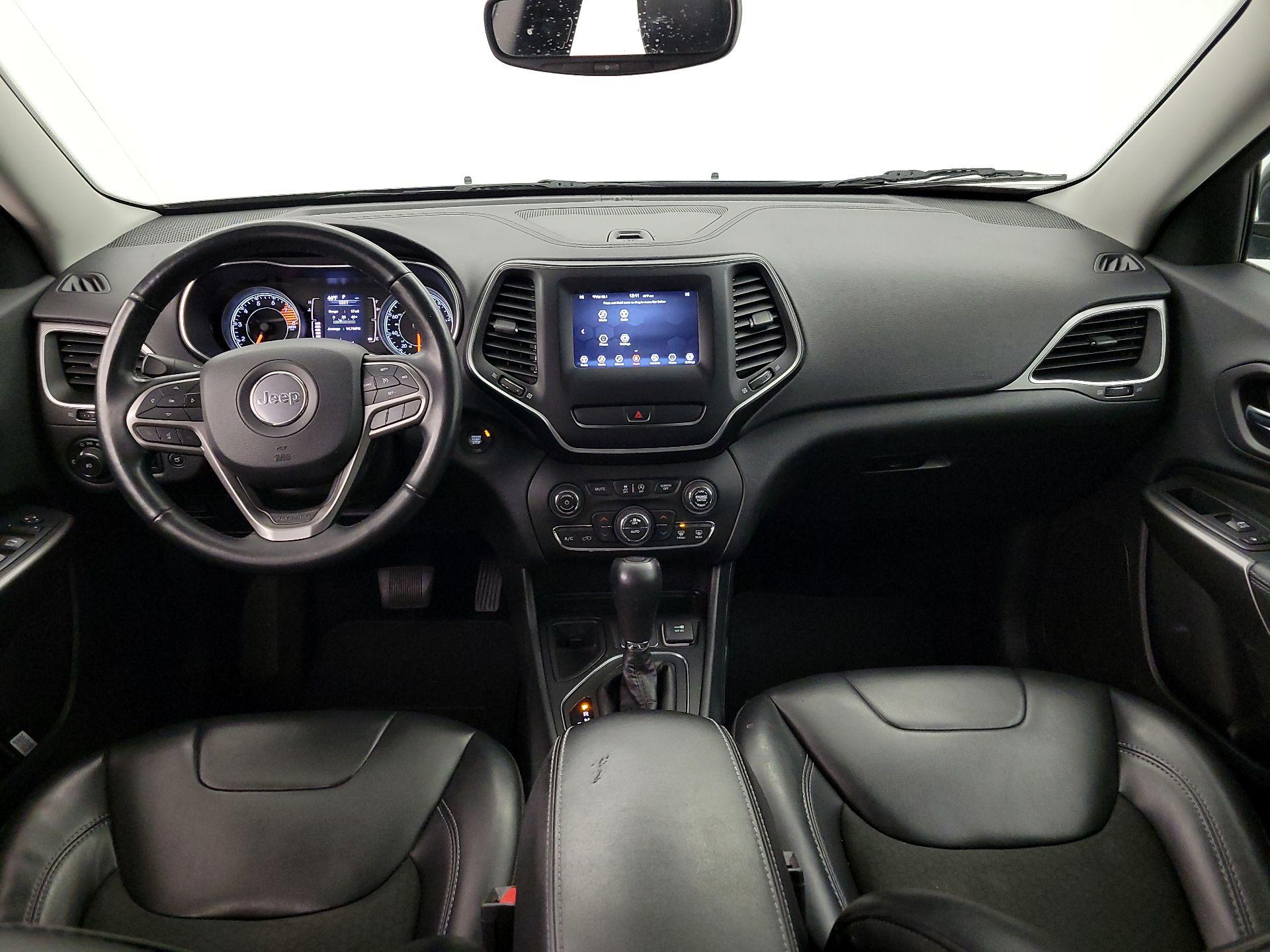 Thumbnail: 2019 Jeep Cherokee - 9