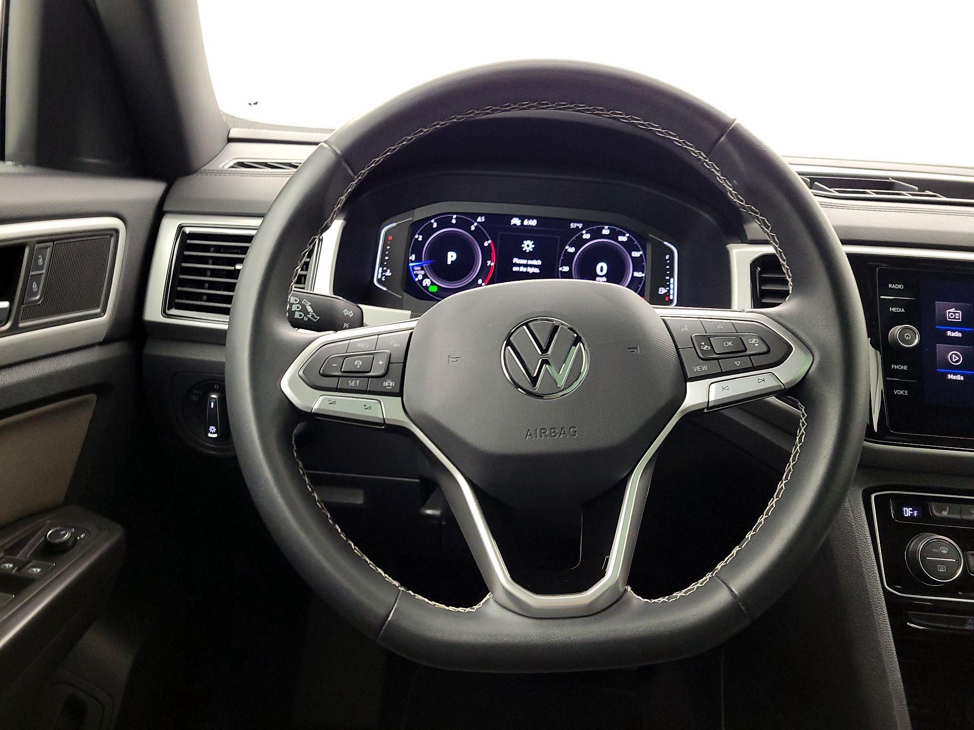 Thumbnail: 2023 Volkswagen Atlas - 10