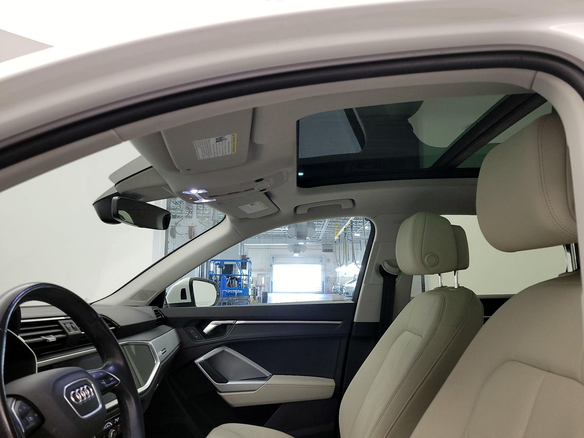 Thumbnail: 2021 Audi Q3 - 19