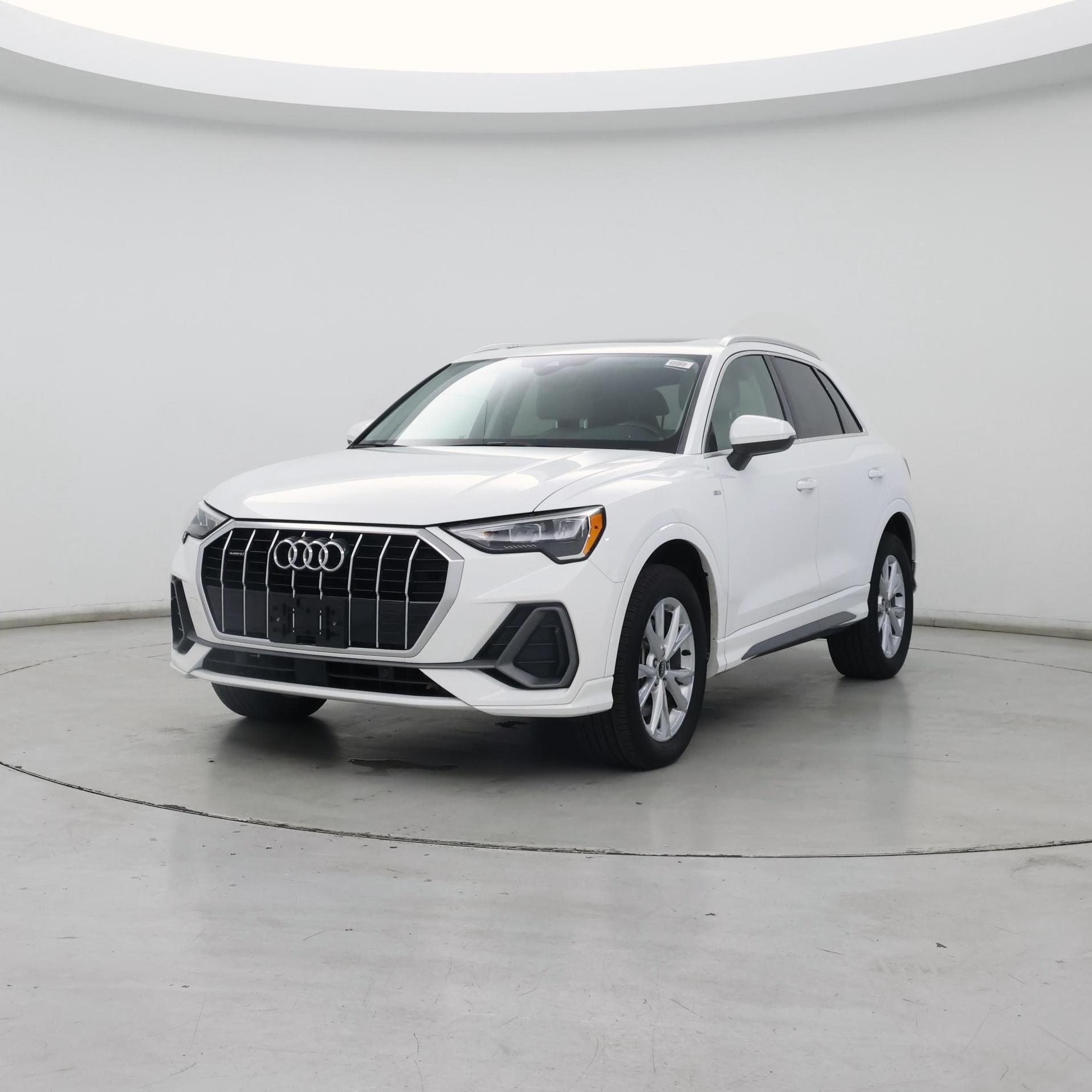 Thumbnail: 2021 Audi Q3 - 4