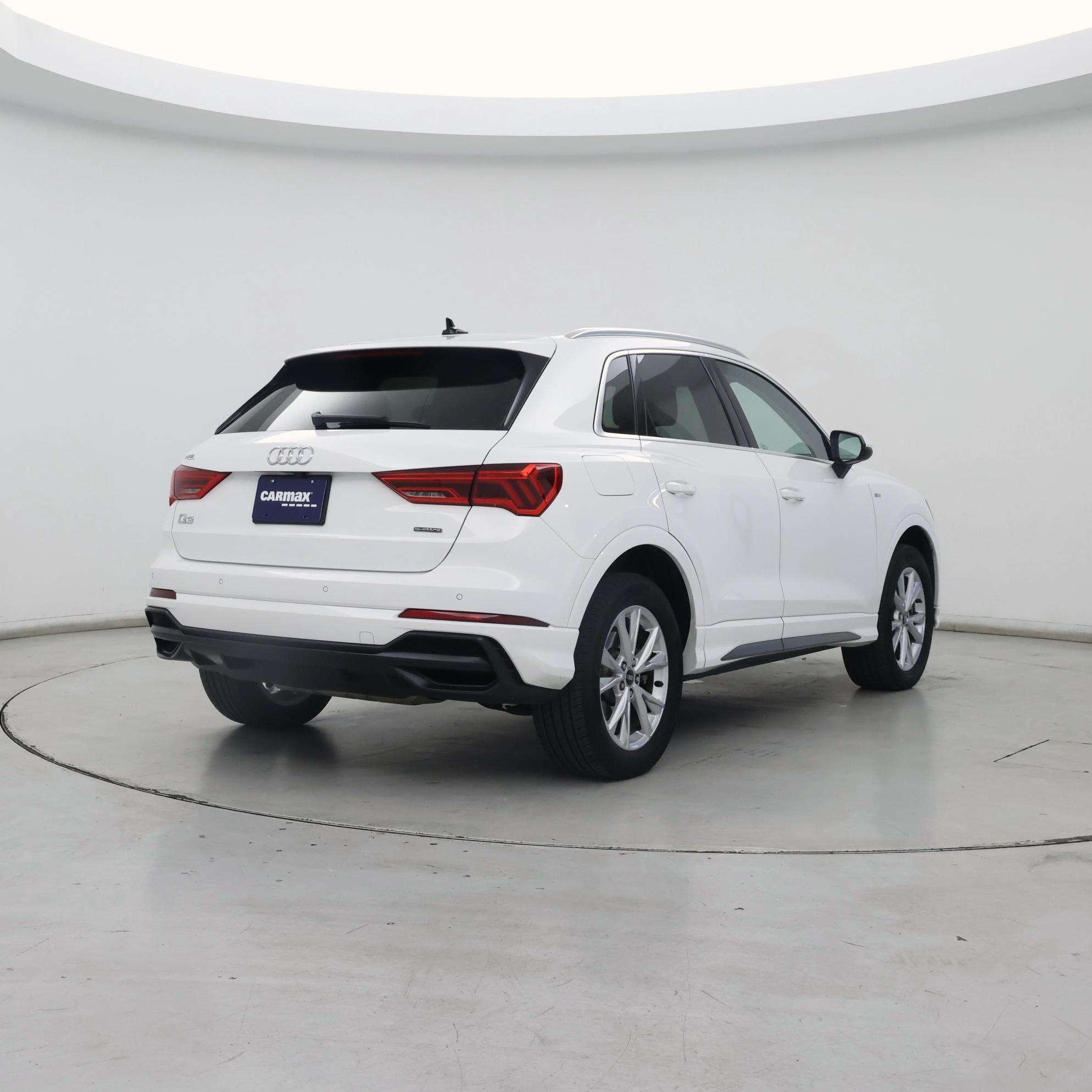 Thumbnail: 2021 Audi Q3 - 8