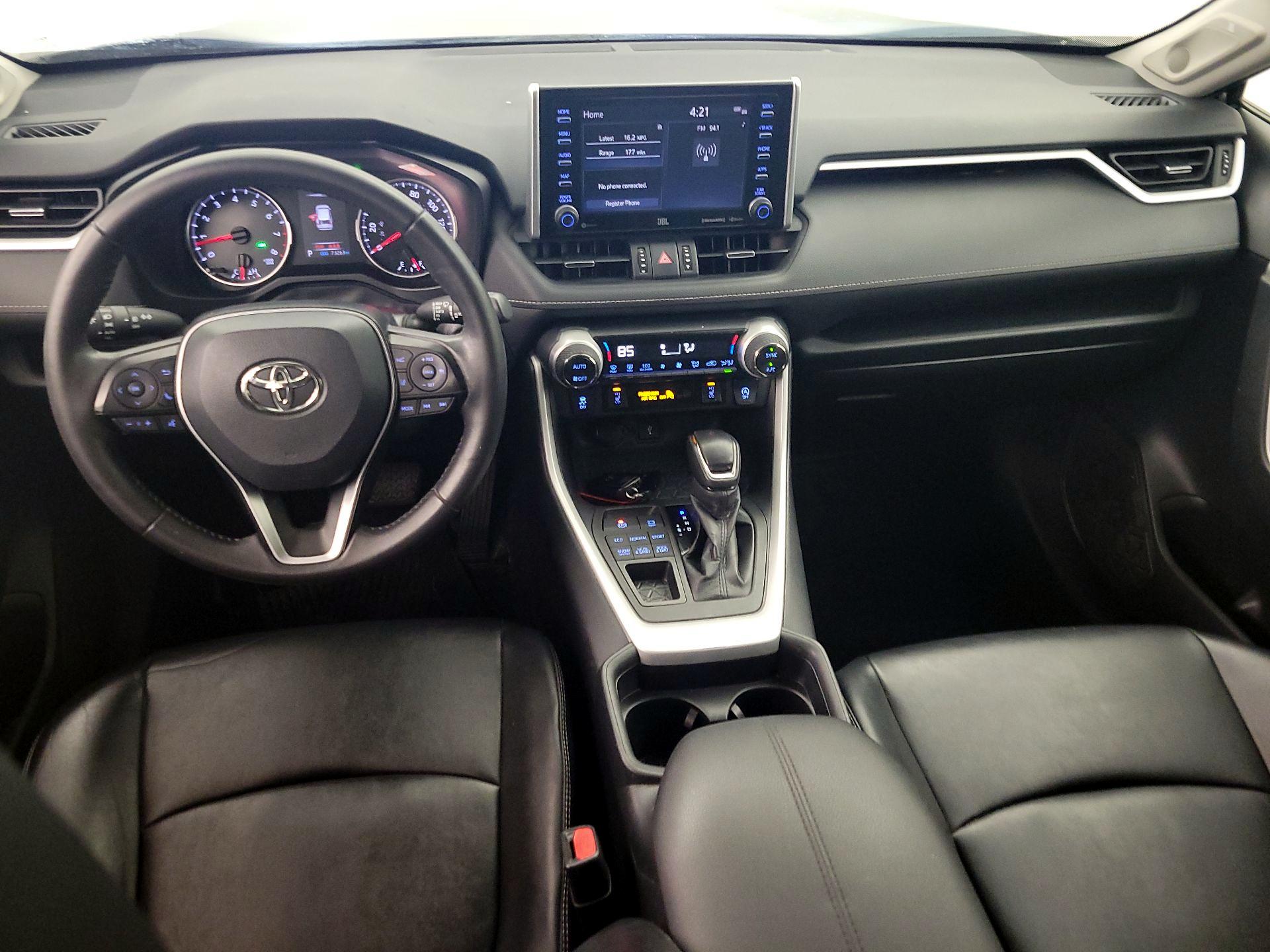 Thumbnail: 2020 Toyota RAV4 - 9