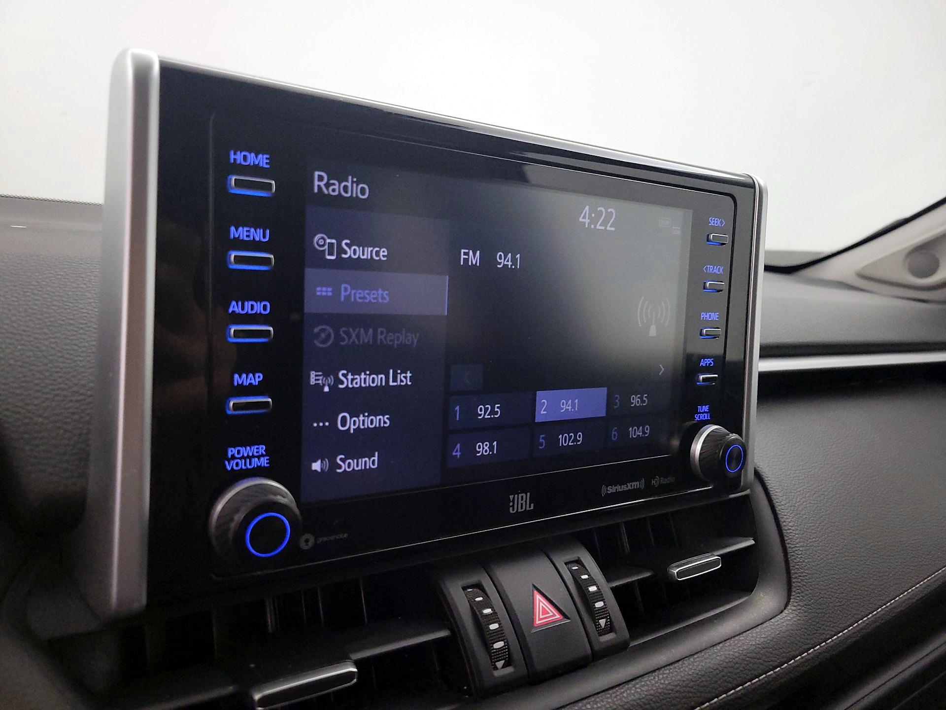 Thumbnail: 2020 Toyota RAV4 - 15