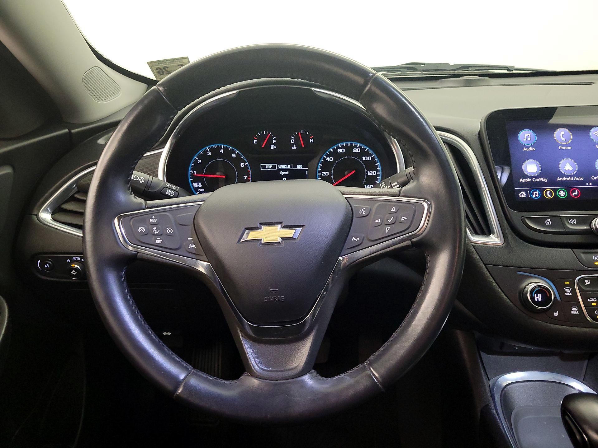 Thumbnail: 2021 Chevrolet Malibu - 10