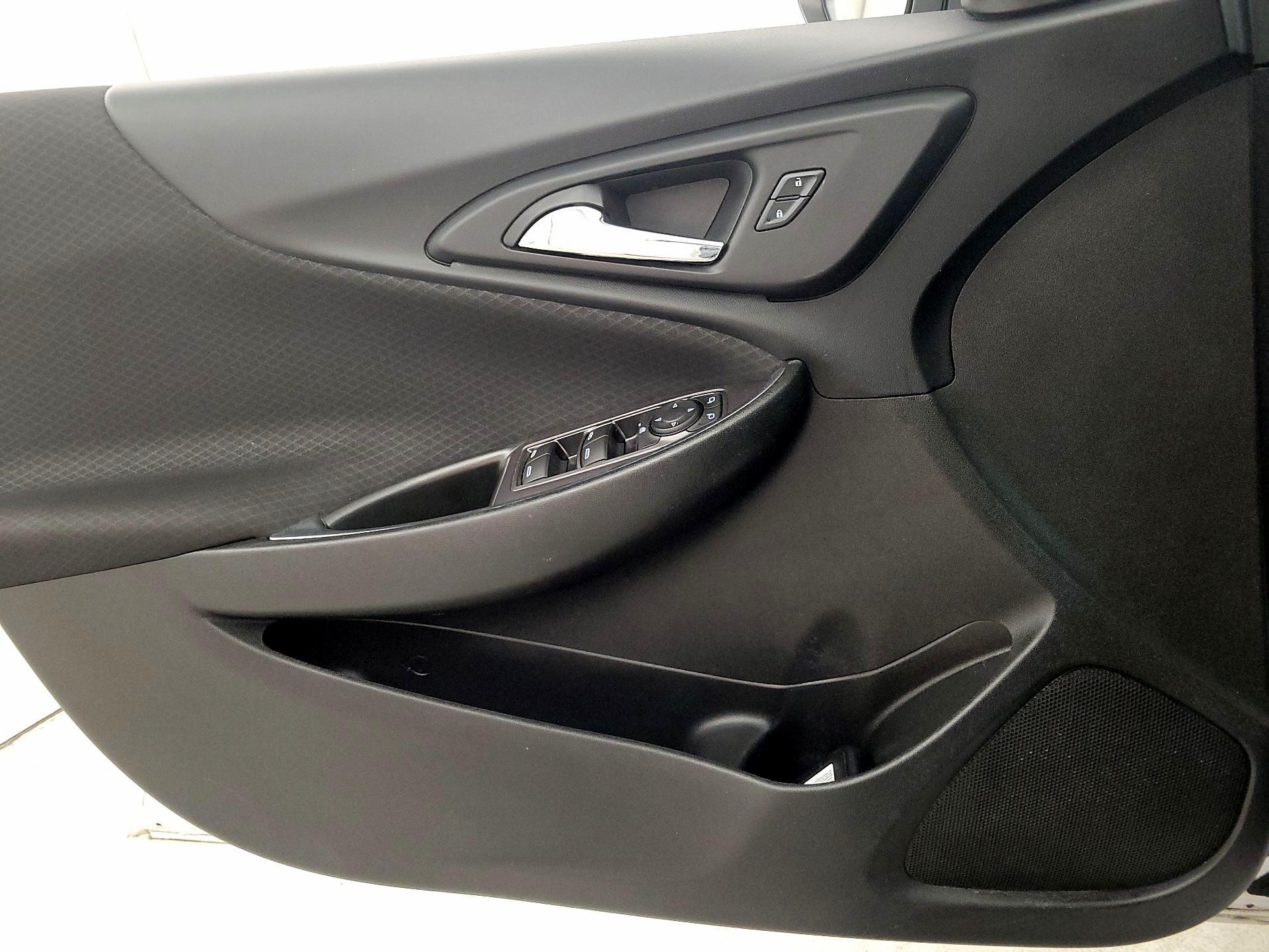 Thumbnail: 2021 Chevrolet Malibu - 12