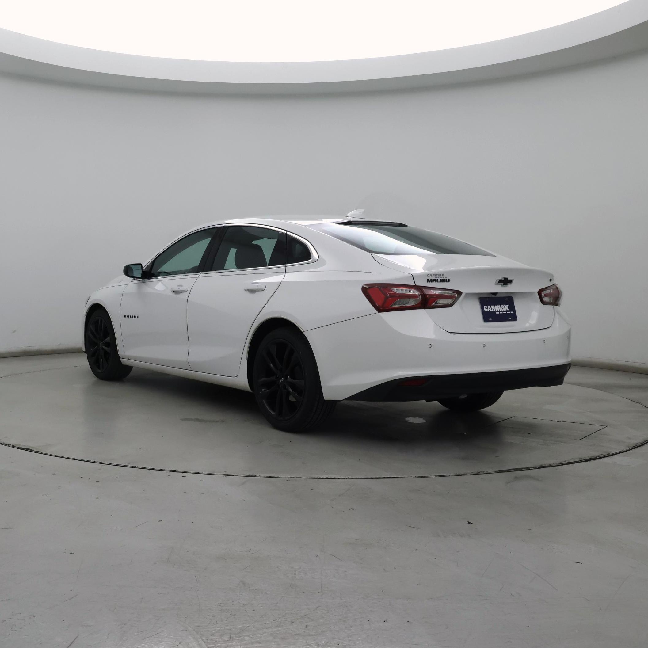 Thumbnail: 2021 Chevrolet Malibu - 2