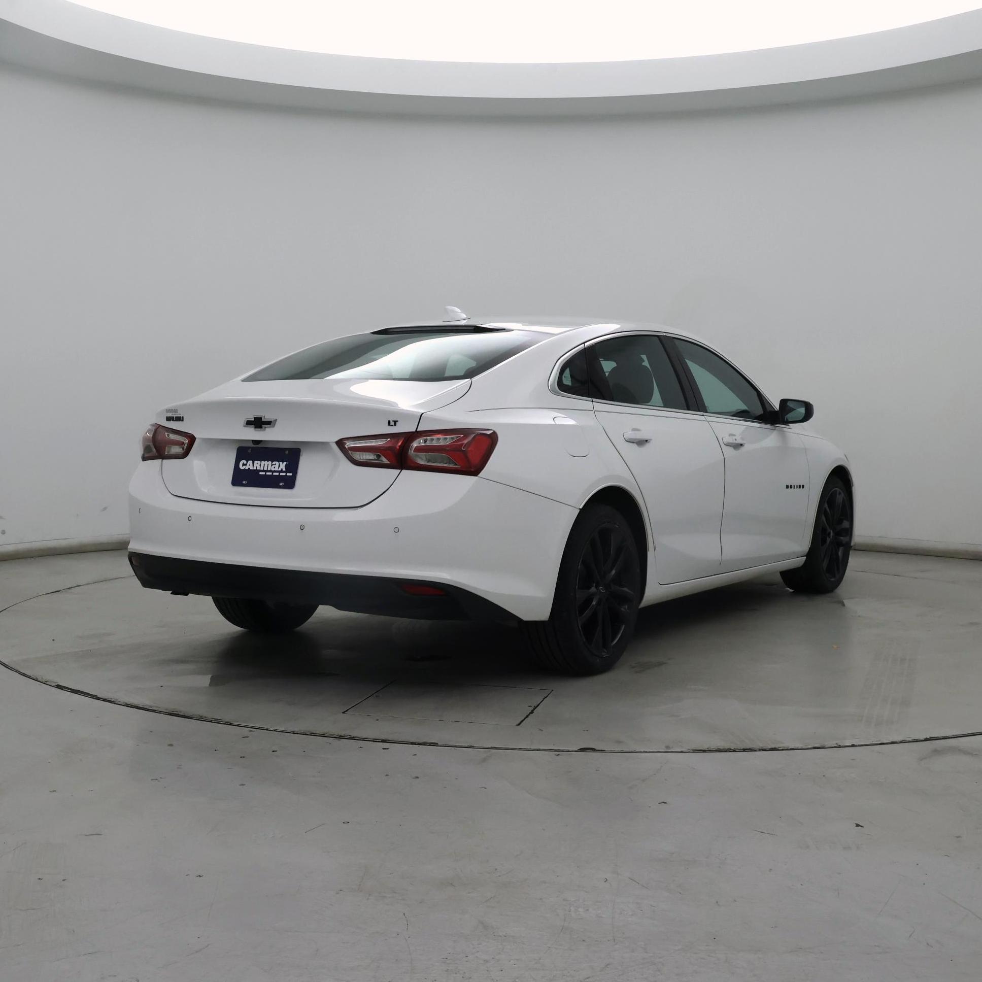 Thumbnail: 2021 Chevrolet Malibu - 8