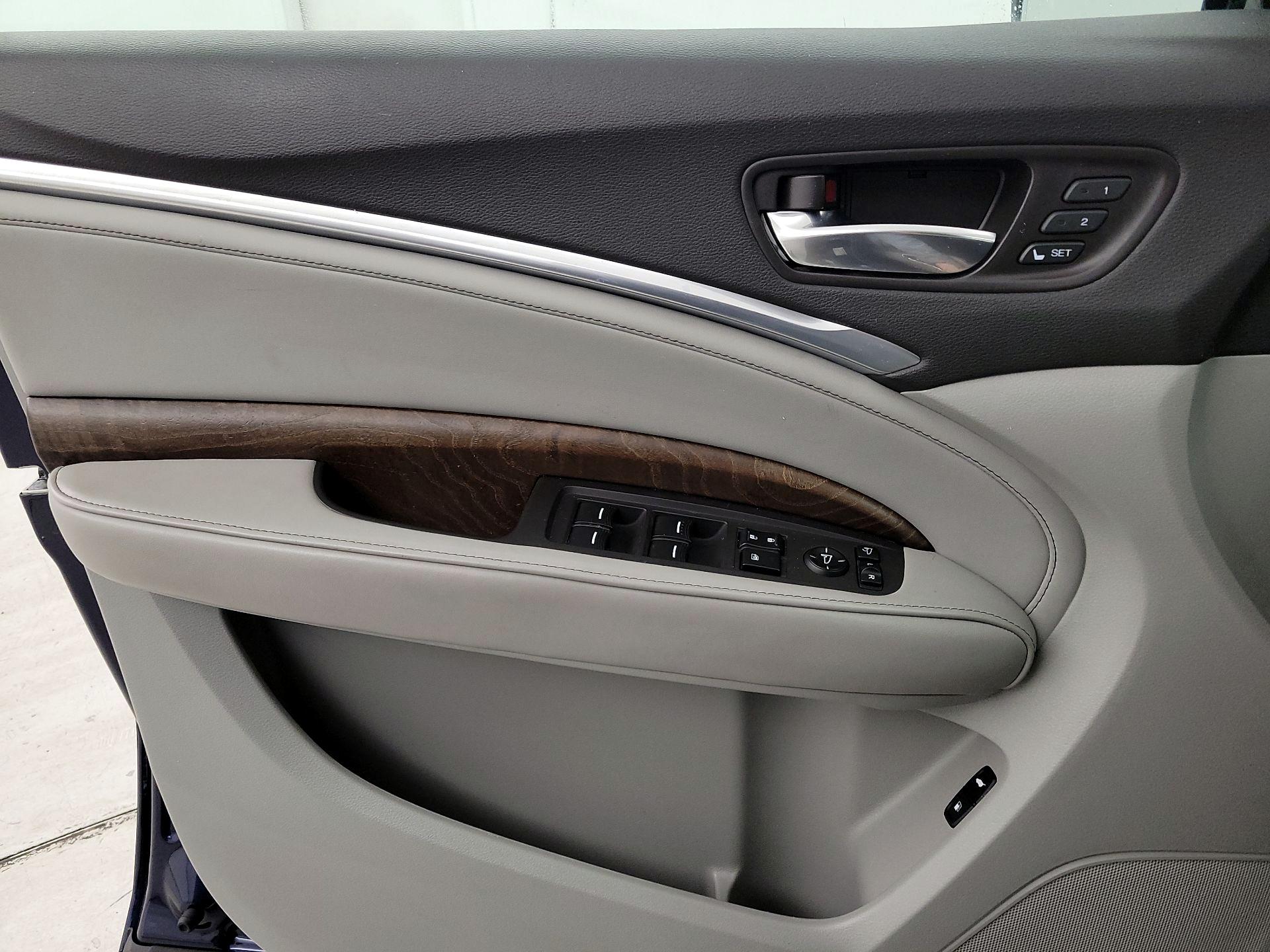 Thumbnail: 2020 Acura MDX - 12