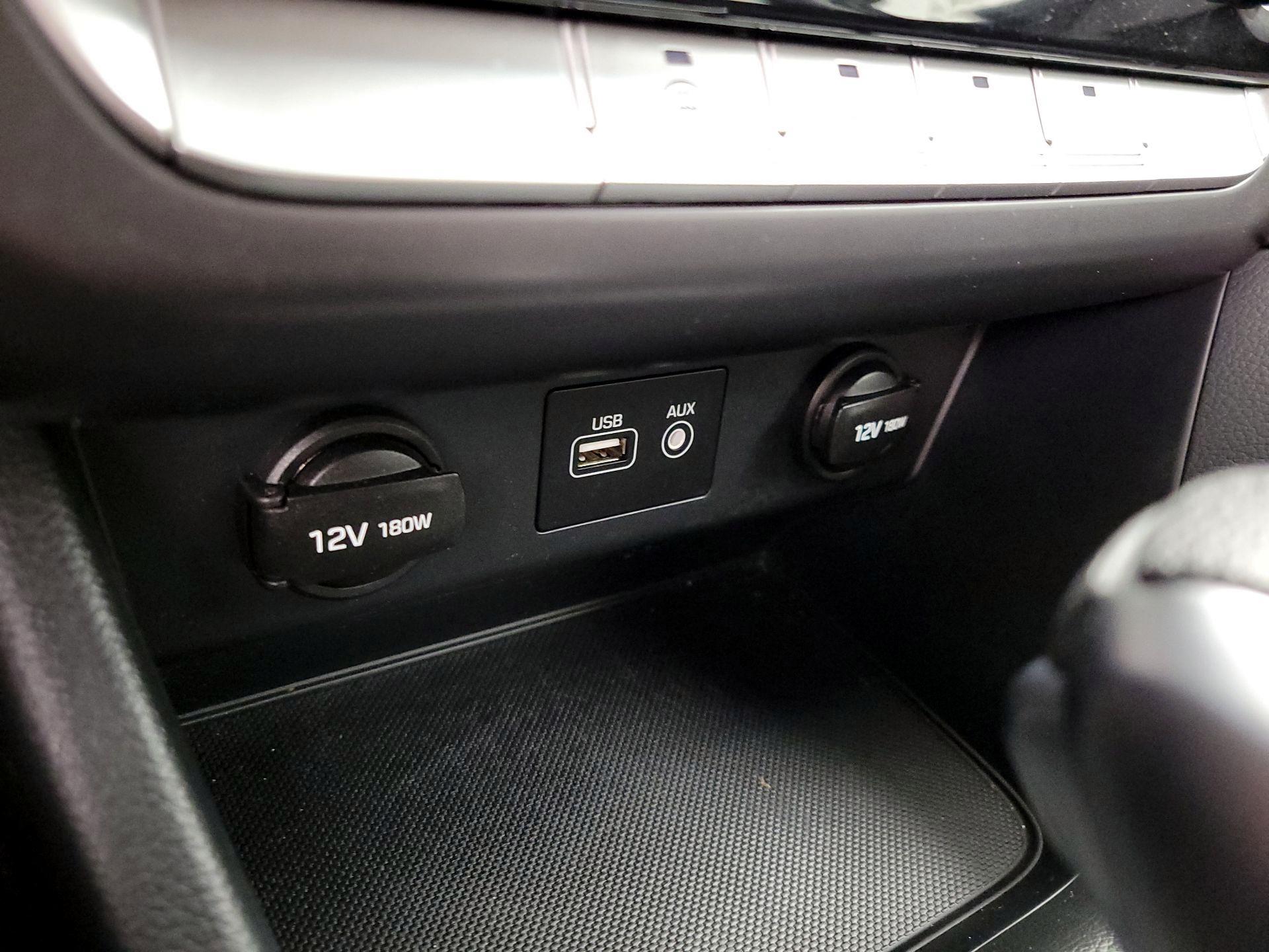 Thumbnail: 2019 Hyundai Sonata - 18