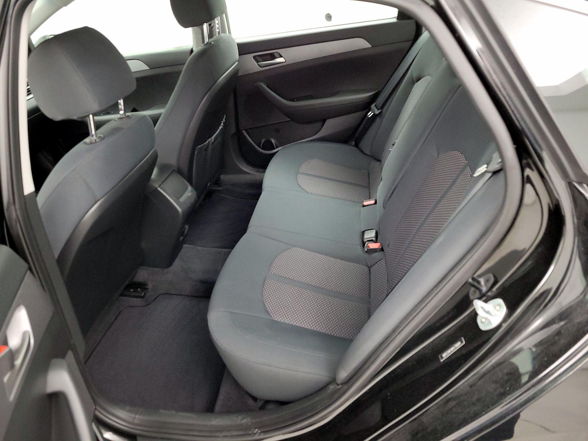 Thumbnail: 2019 Hyundai Sonata - 19