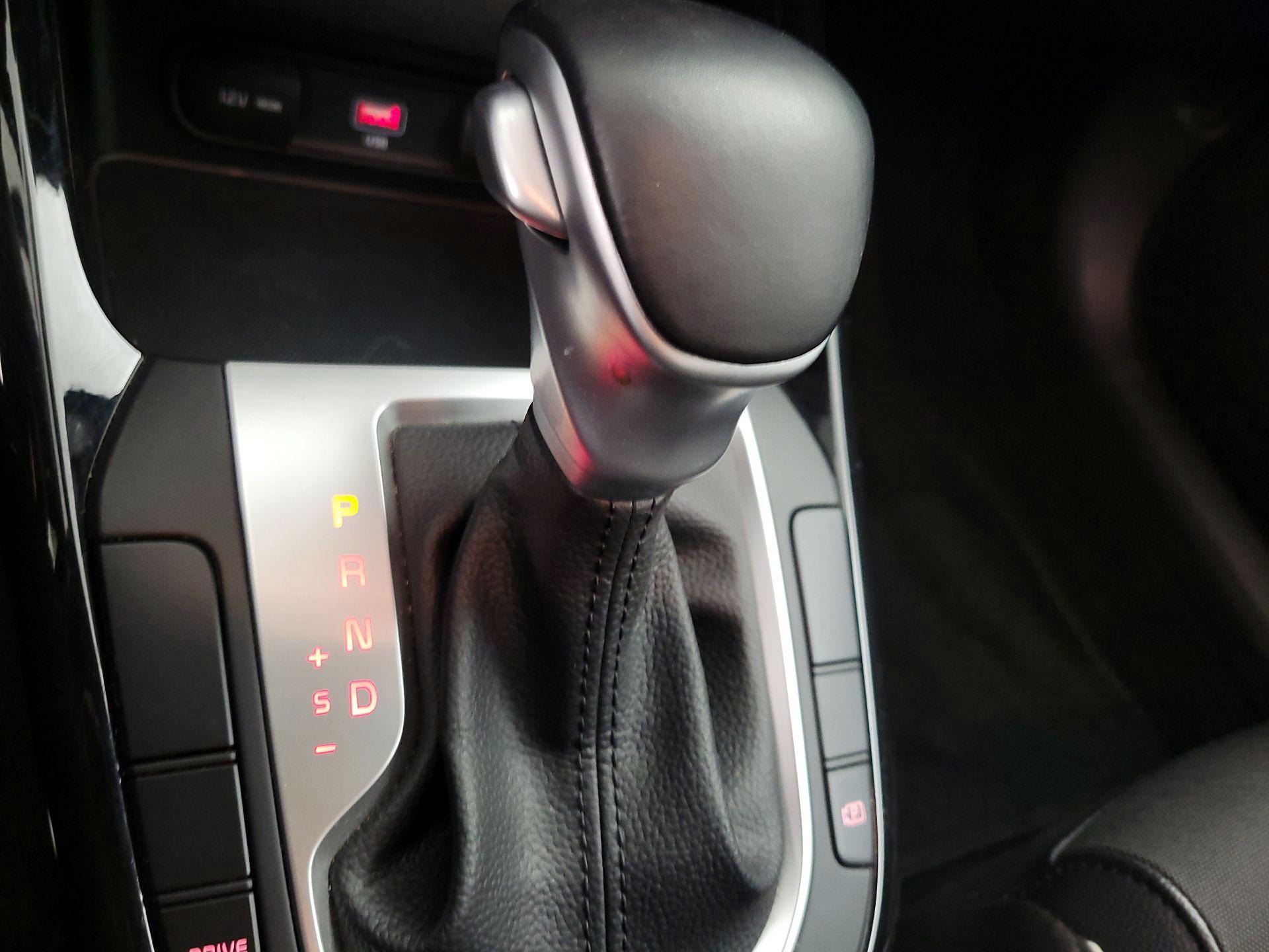 Thumbnail: 2022 Kia Forte - 18