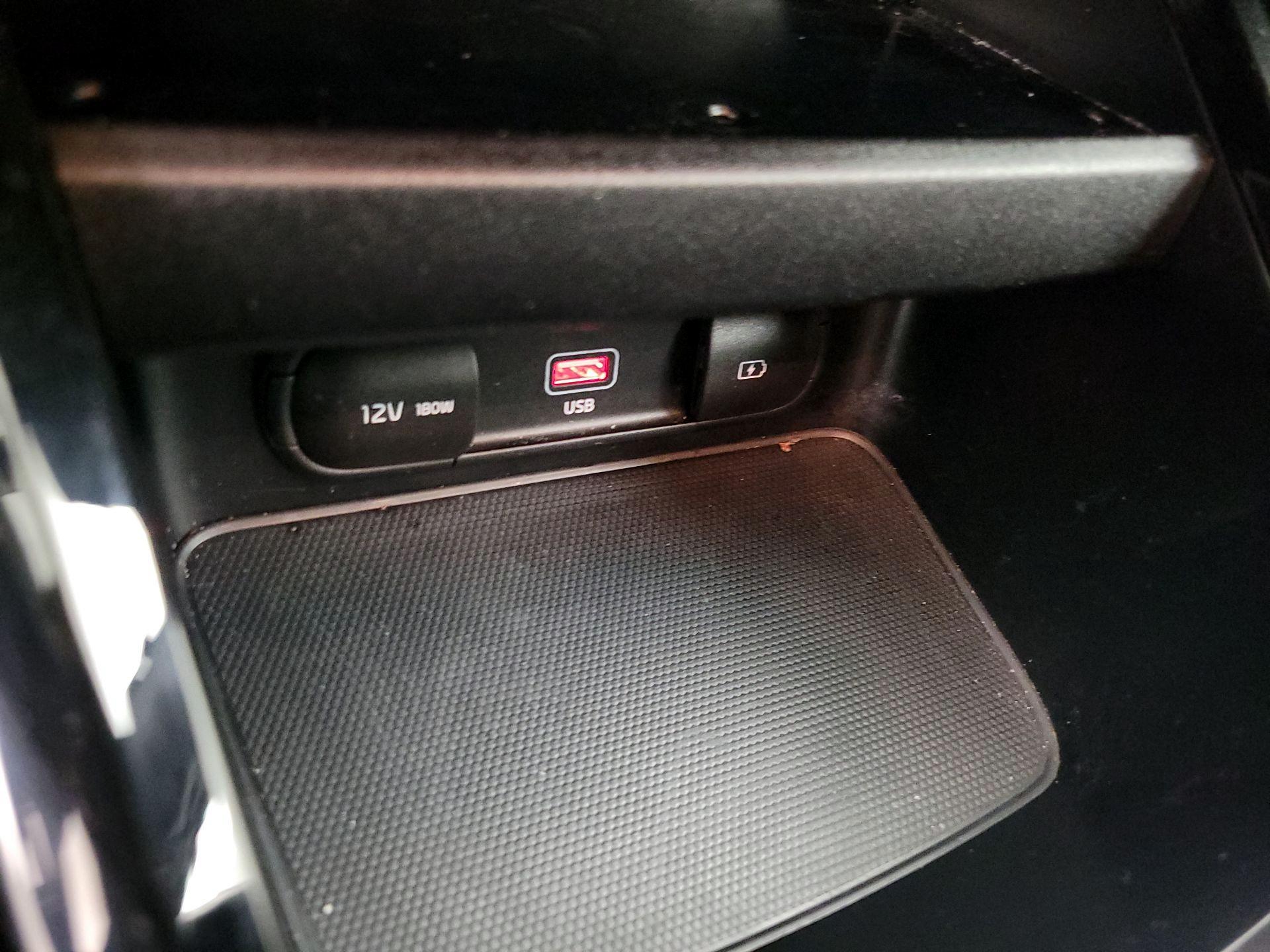 Thumbnail: 2022 Kia Forte - 19