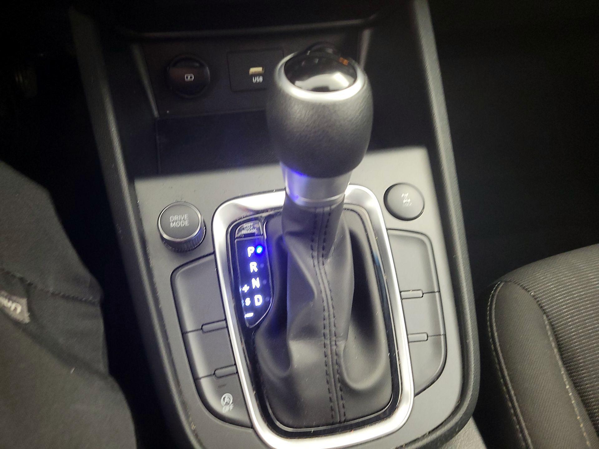 Thumbnail: 2022 Hyundai Kona - 16