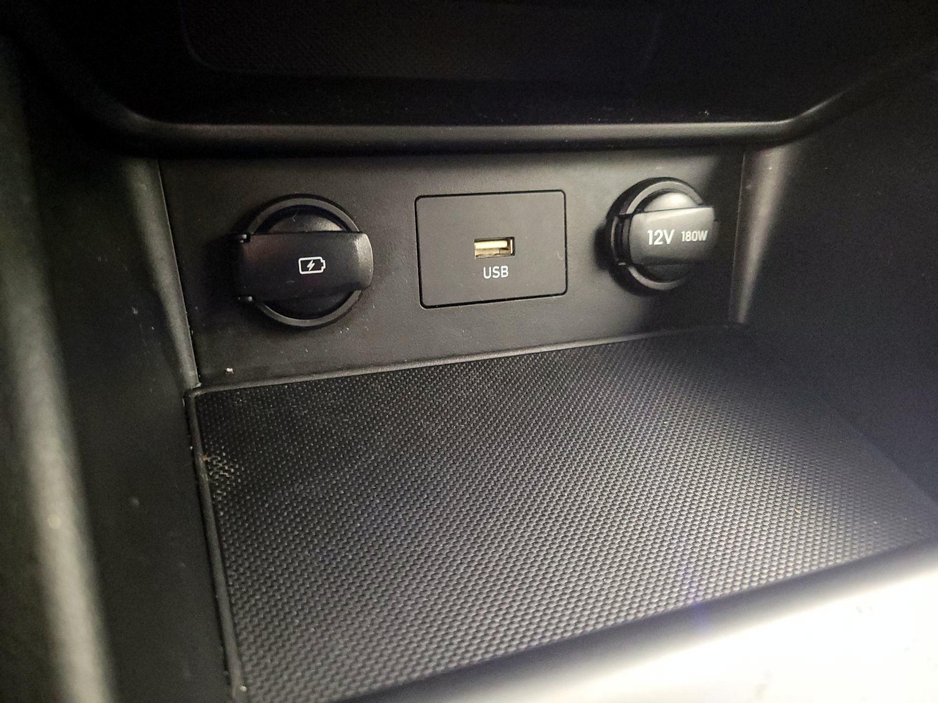 Thumbnail: 2022 Hyundai Kona - 17