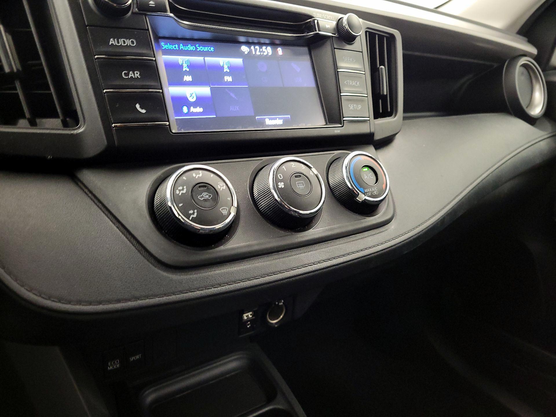 Thumbnail: 2017 Toyota RAV4 - 16