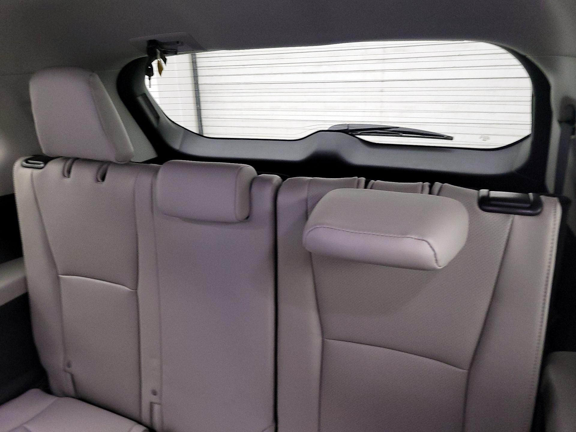 Thumbnail: 2025 Toyota Highlander - 20