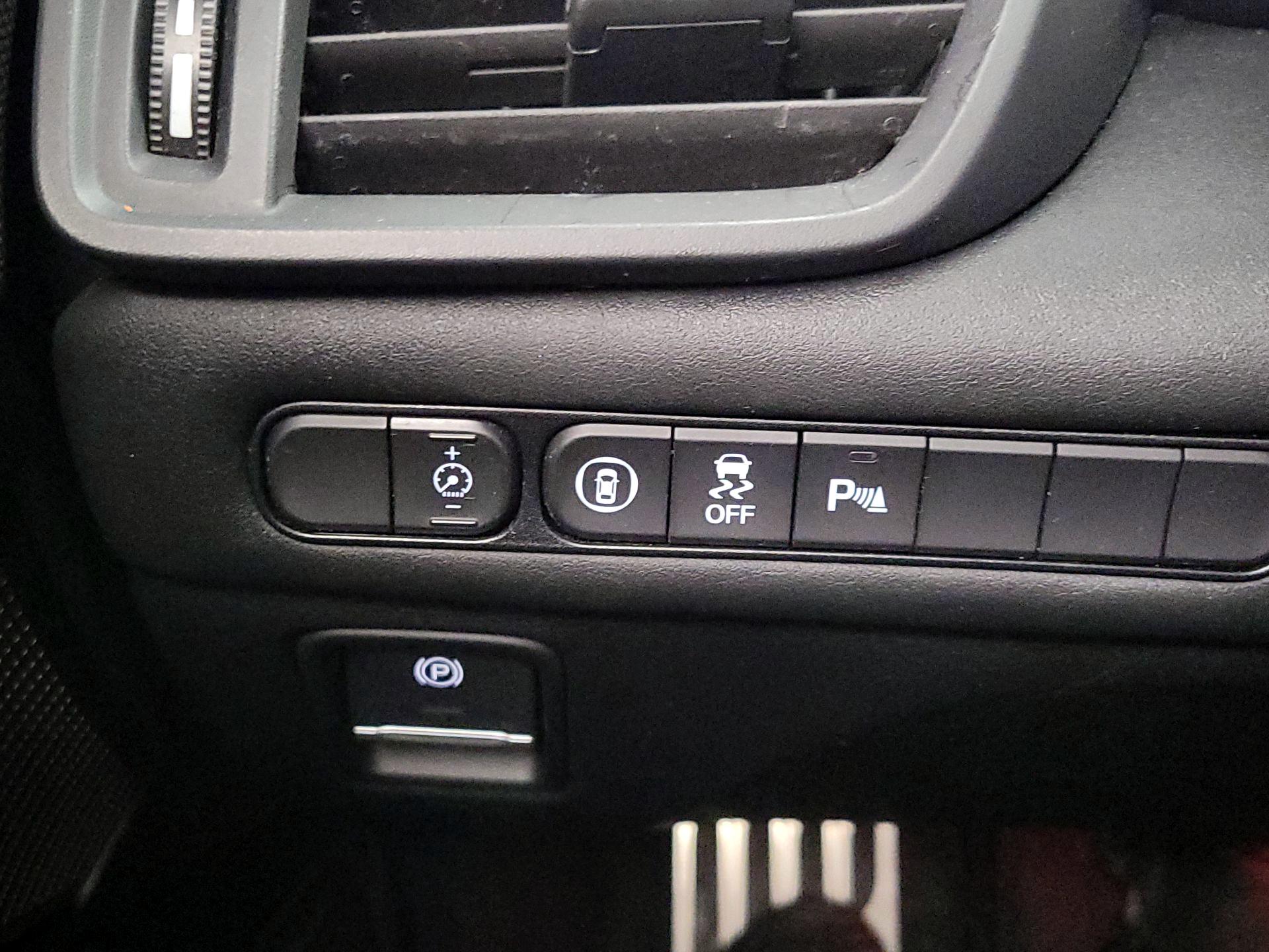 Thumbnail: 2022 Acura TLX - 13