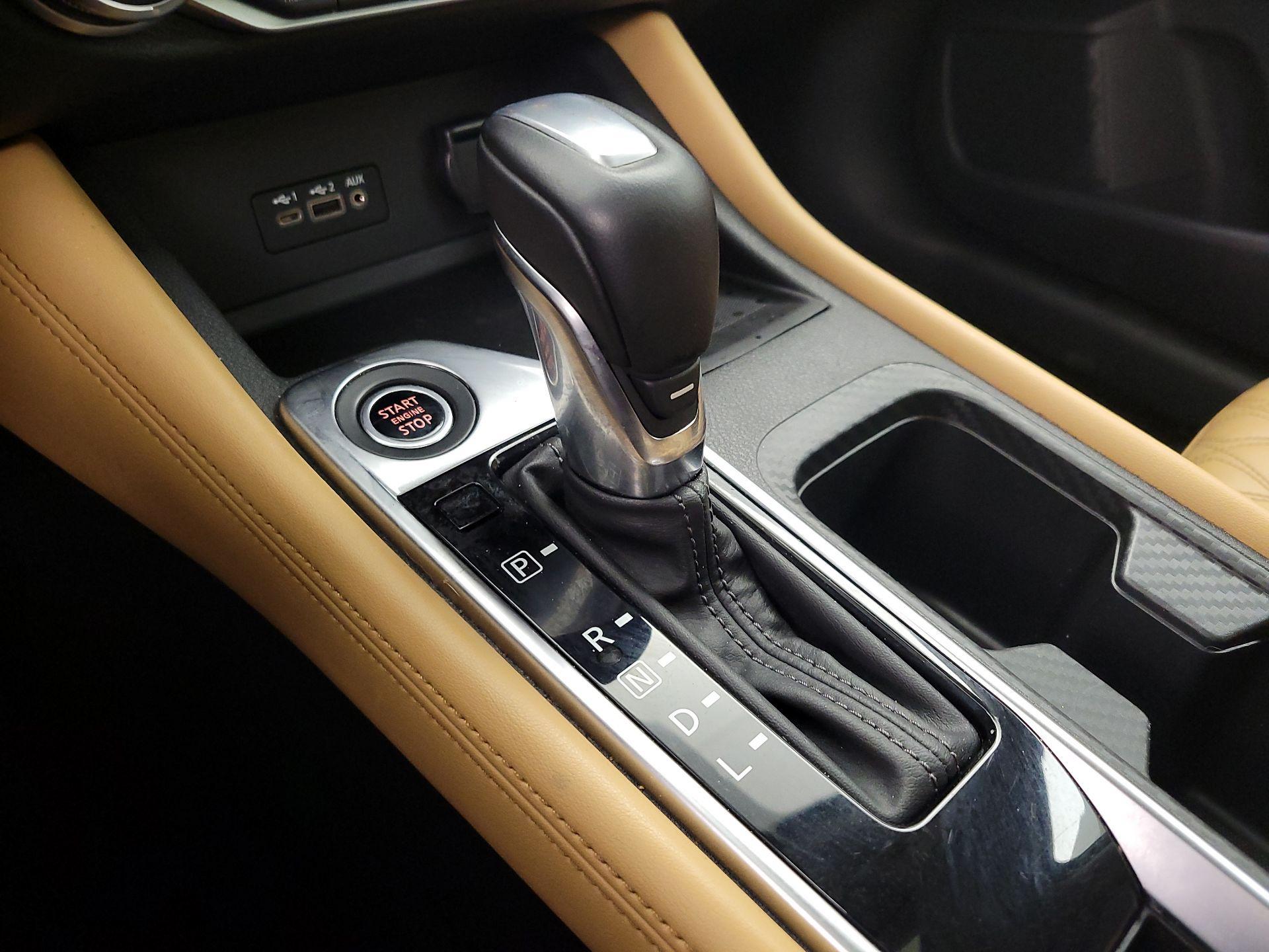 Thumbnail: 2020 Nissan Sentra - 17