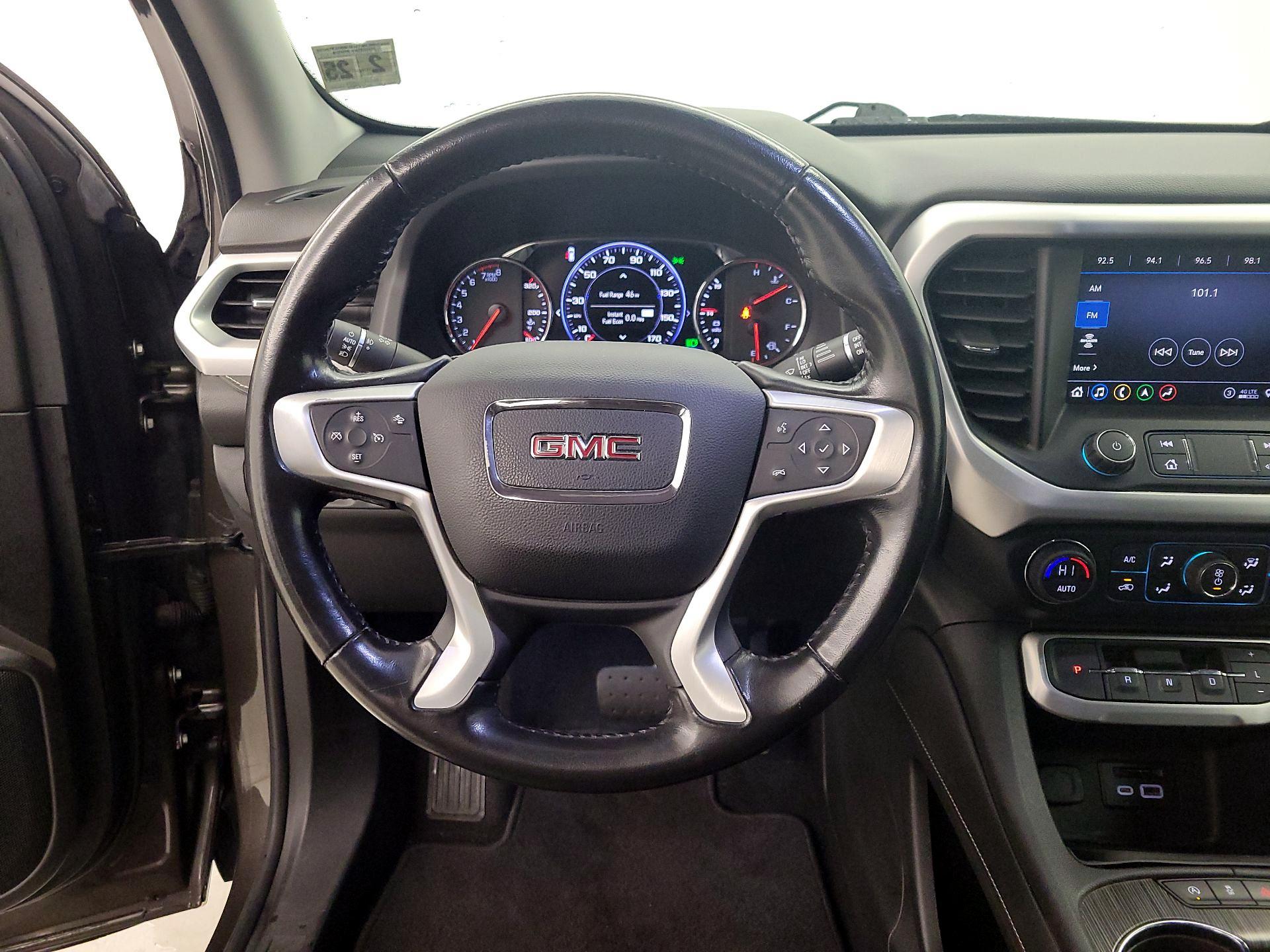 Thumbnail: 2020 GMC Acadia - 10