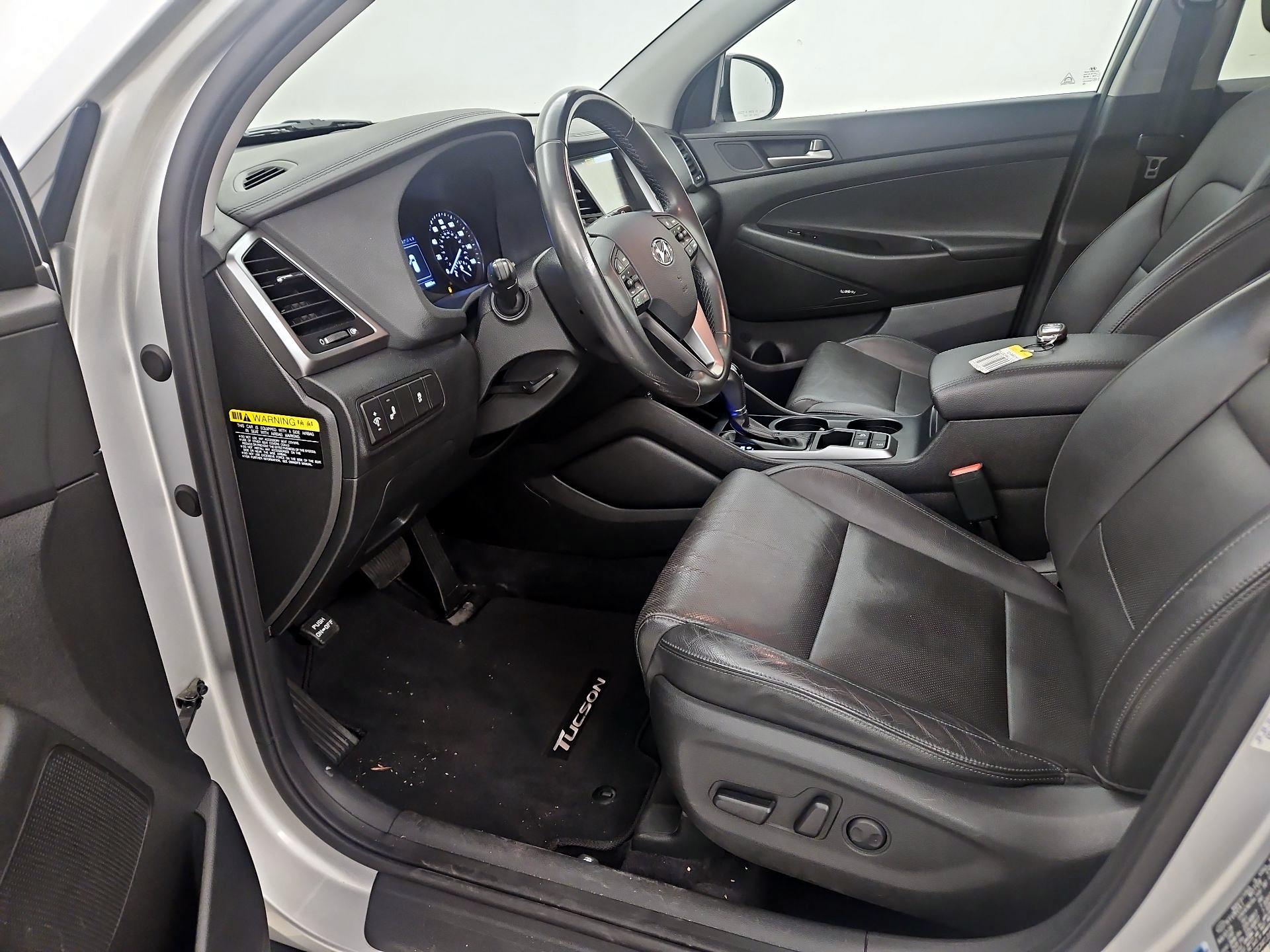 Thumbnail: 2018 Hyundai Tucson - 11