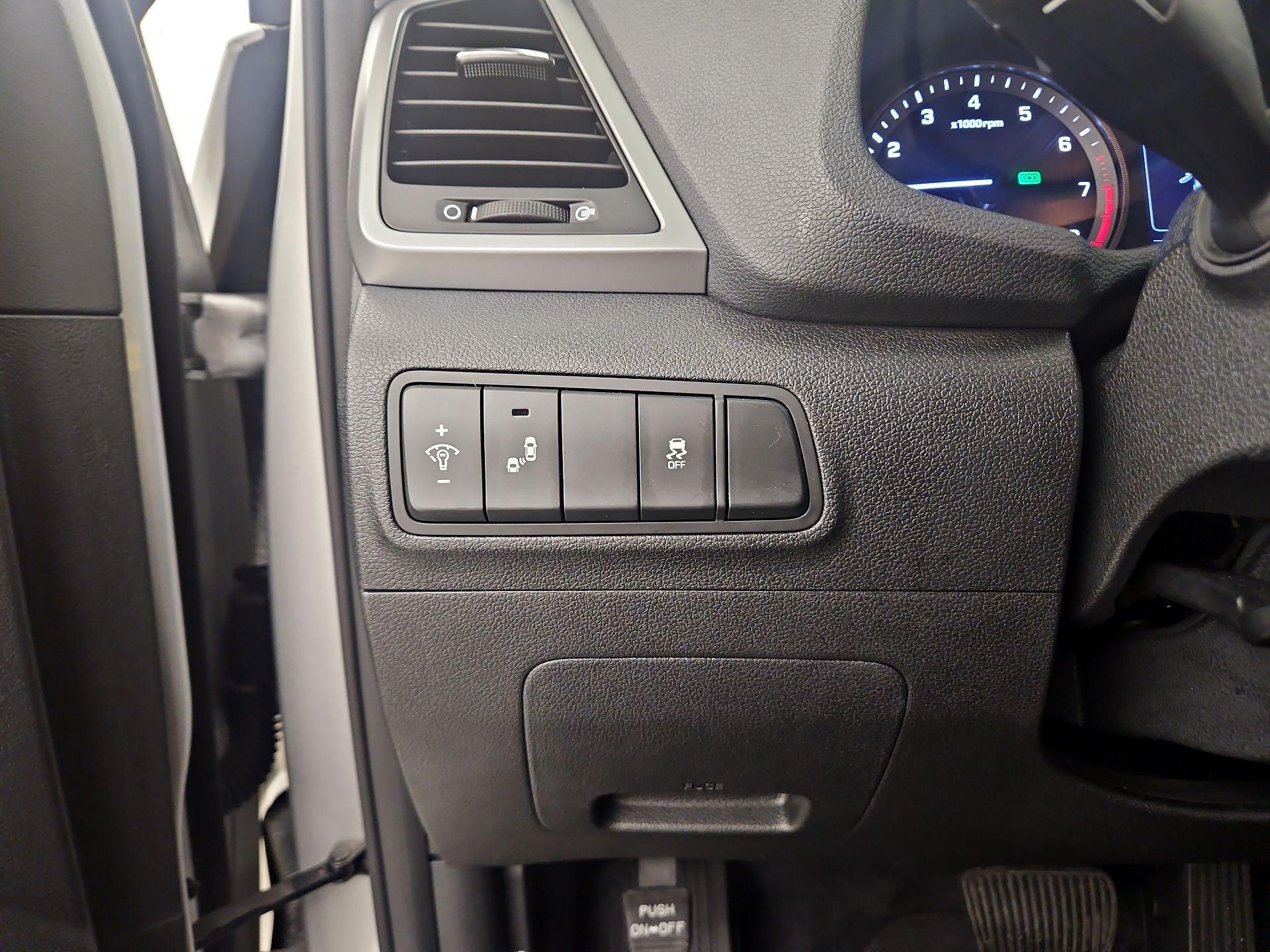 Thumbnail: 2018 Hyundai Tucson - 13