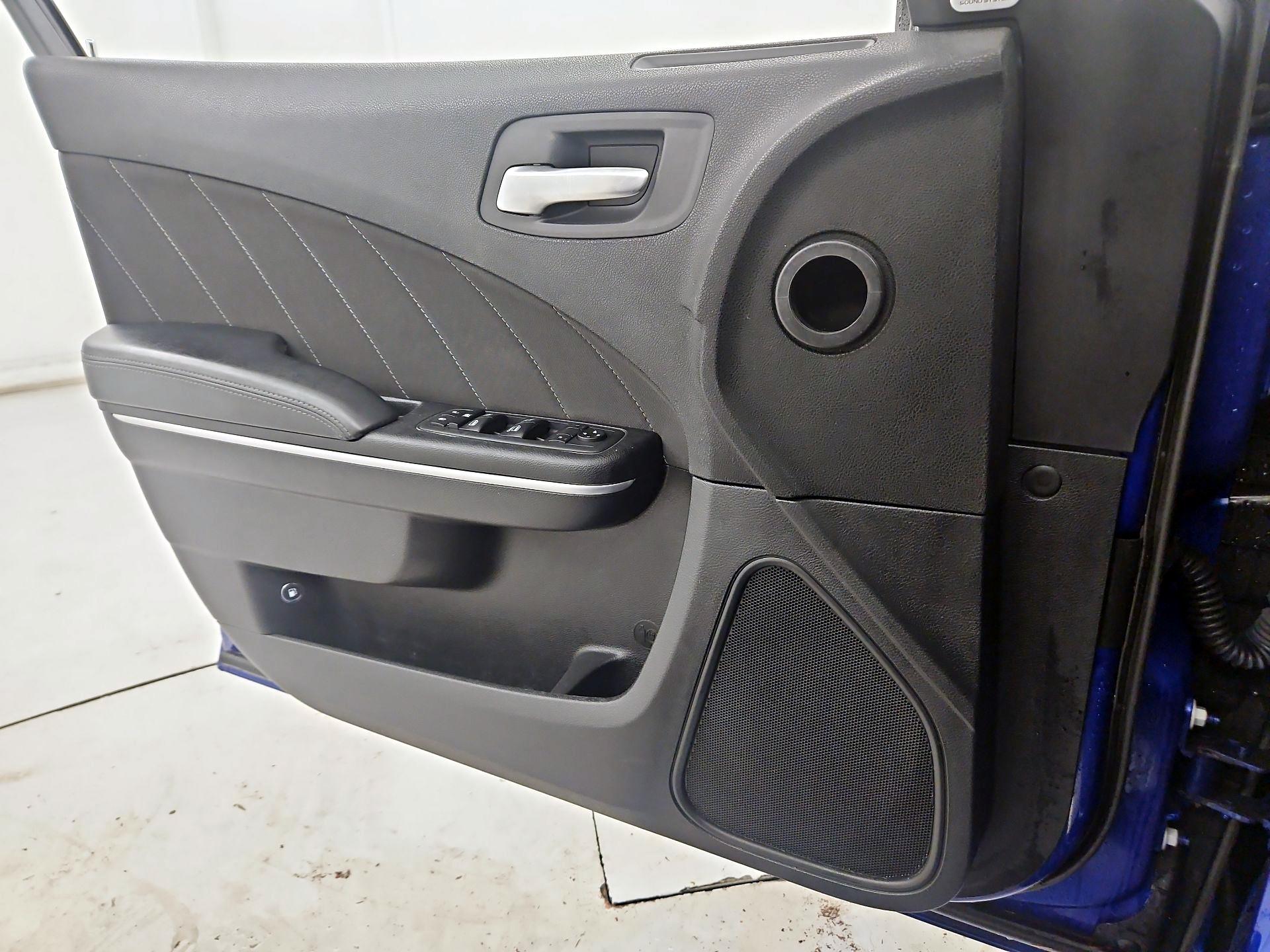 Thumbnail: 2019 Dodge Charger - 12