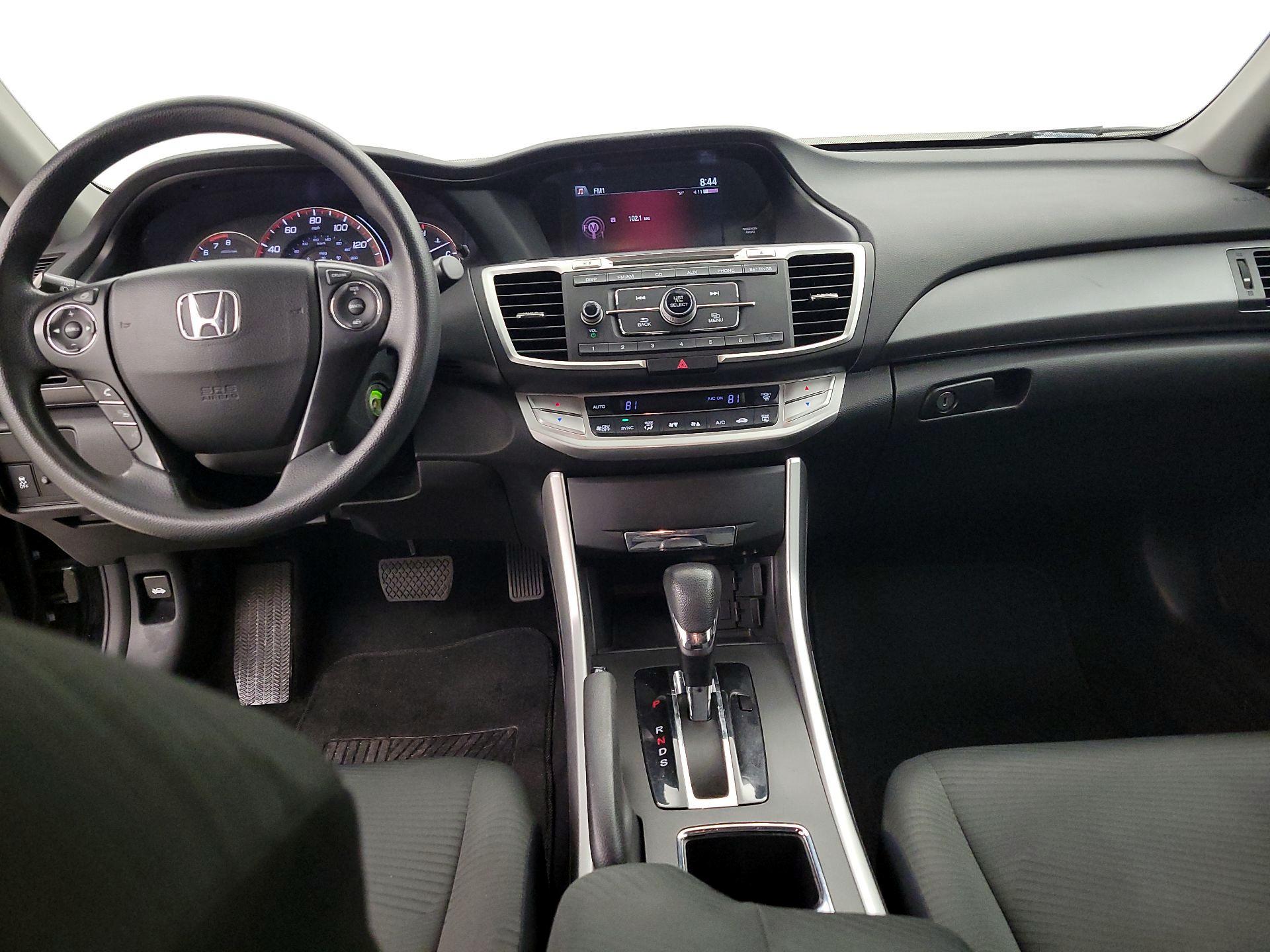Thumbnail: 2015 Honda Accord - 9