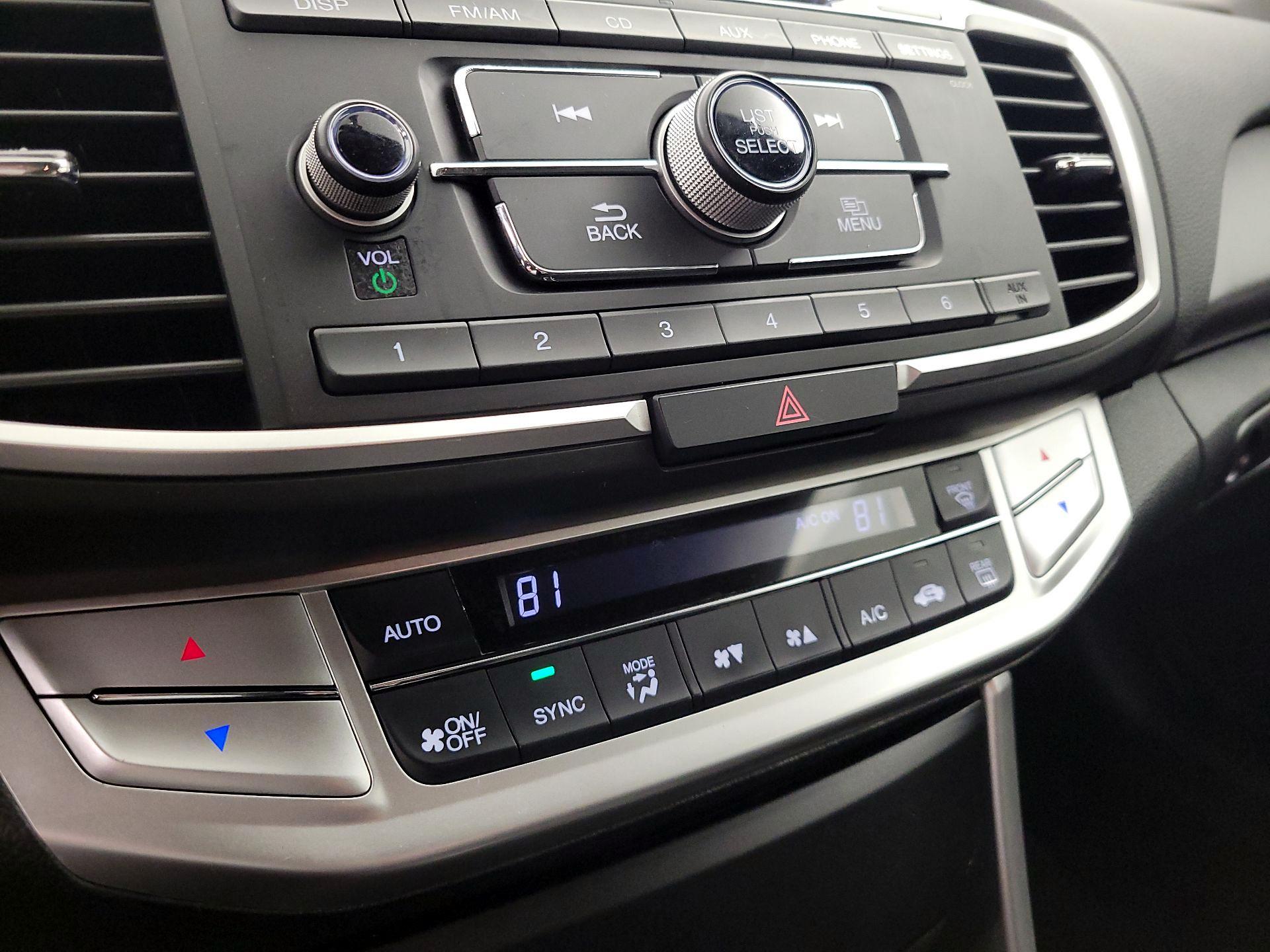 Thumbnail: 2015 Honda Accord - 16