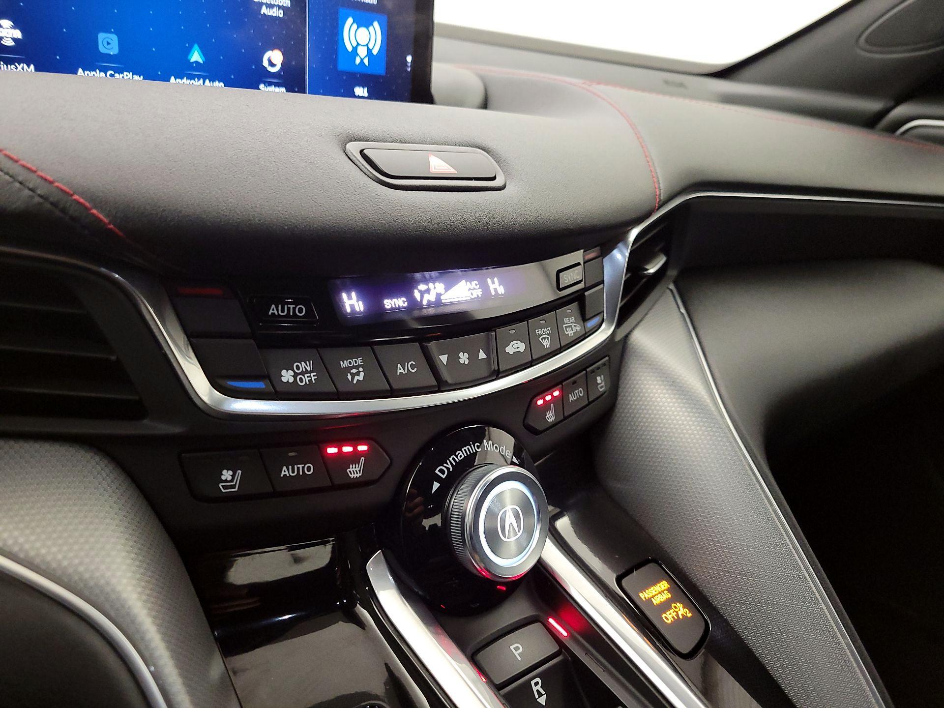 Thumbnail: 2022 Acura TLX - 17