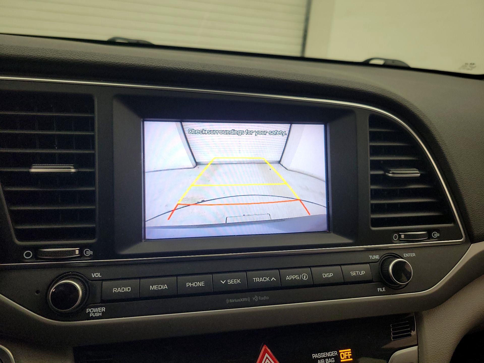 Thumbnail: 2018 Hyundai Elantra - 14