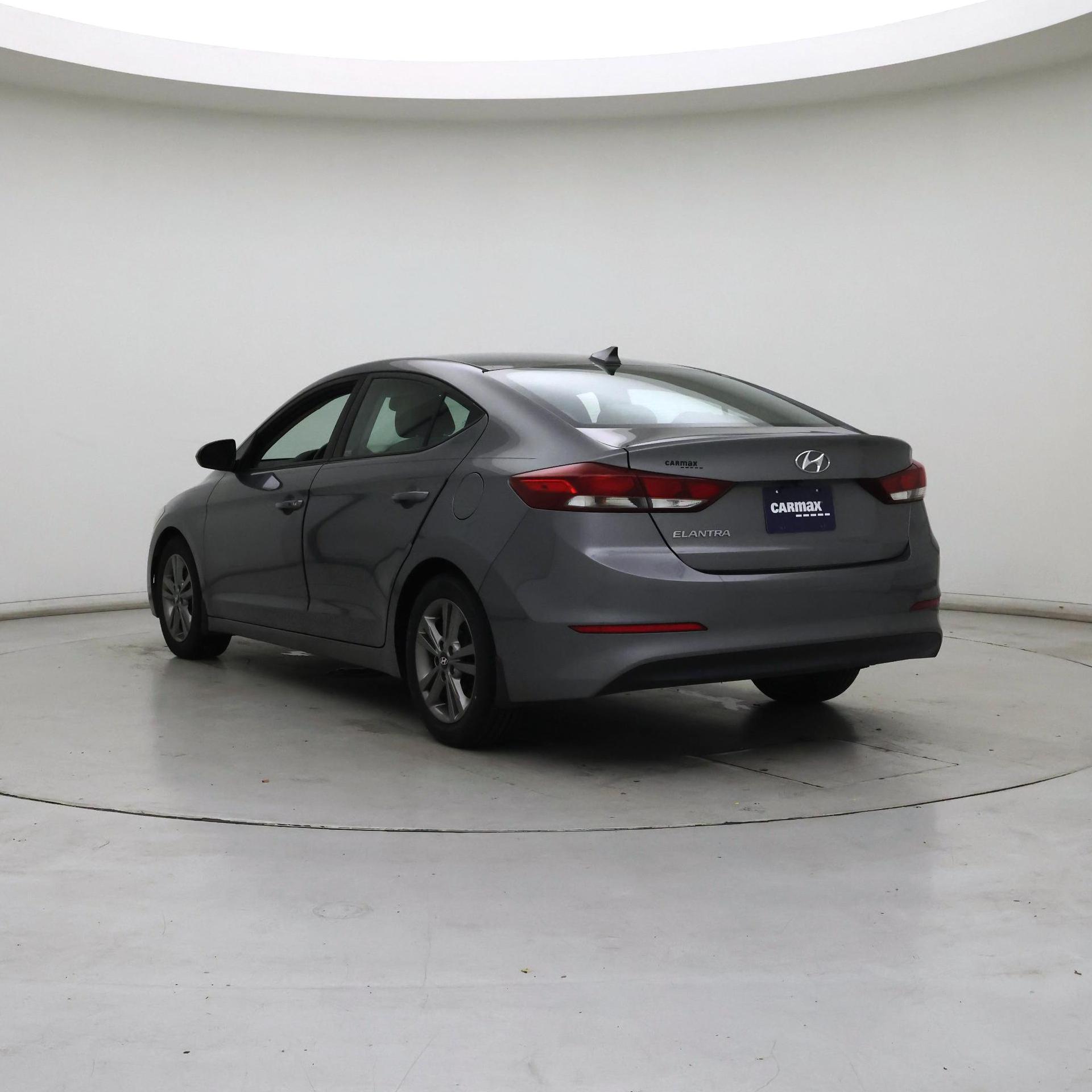 Thumbnail: 2018 Hyundai Elantra - 2