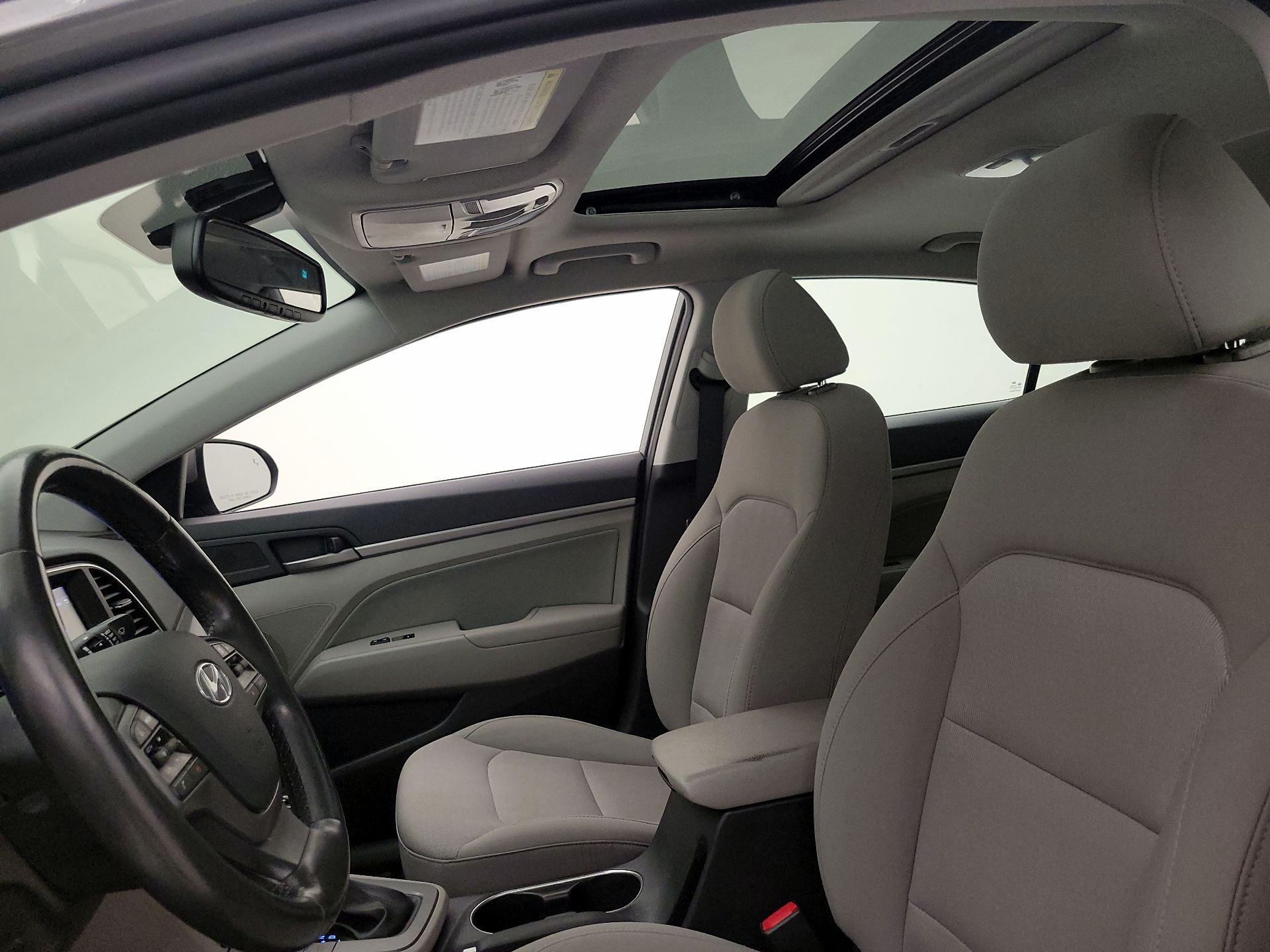 Thumbnail: 2018 Hyundai Elantra - 19