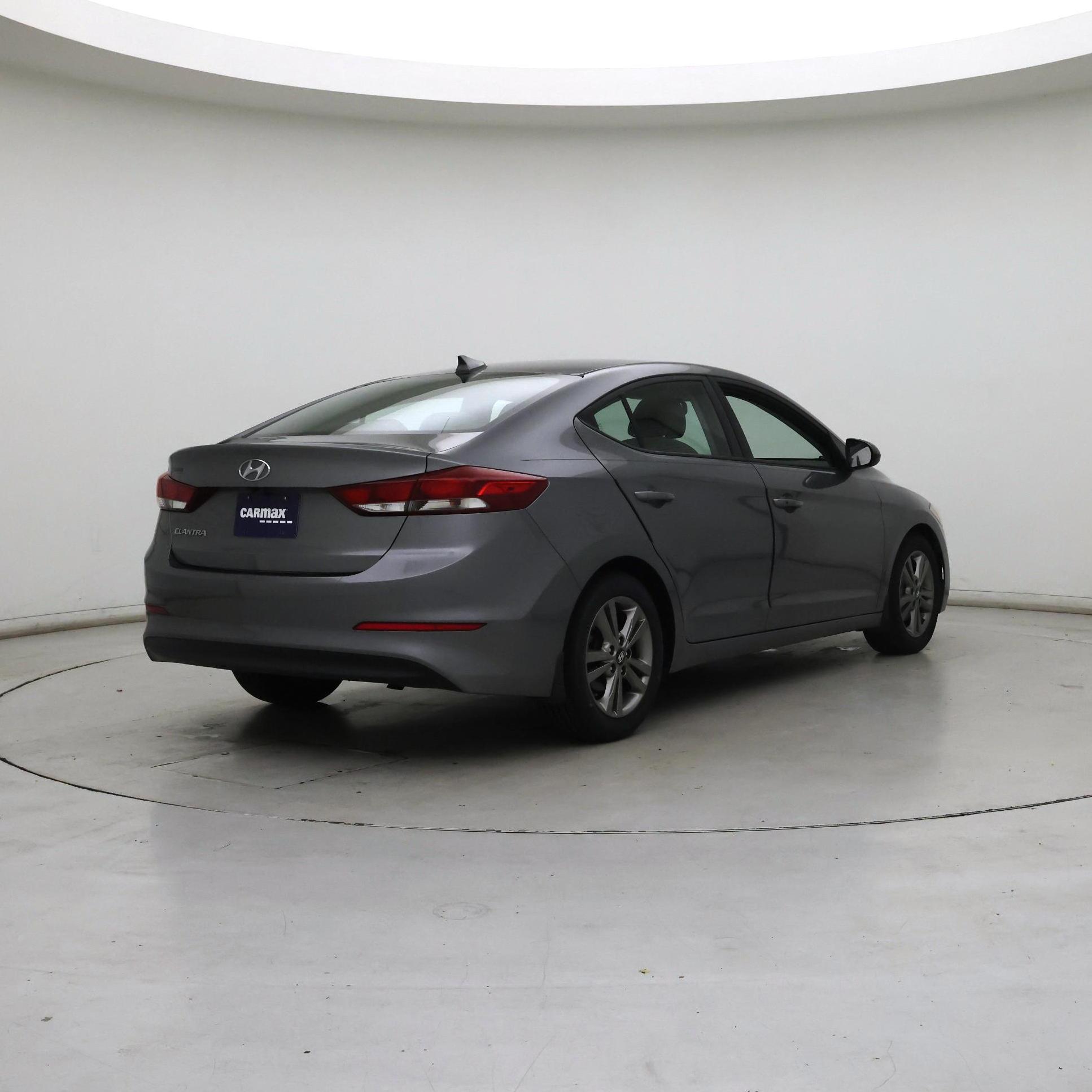 Thumbnail: 2018 Hyundai Elantra - 8