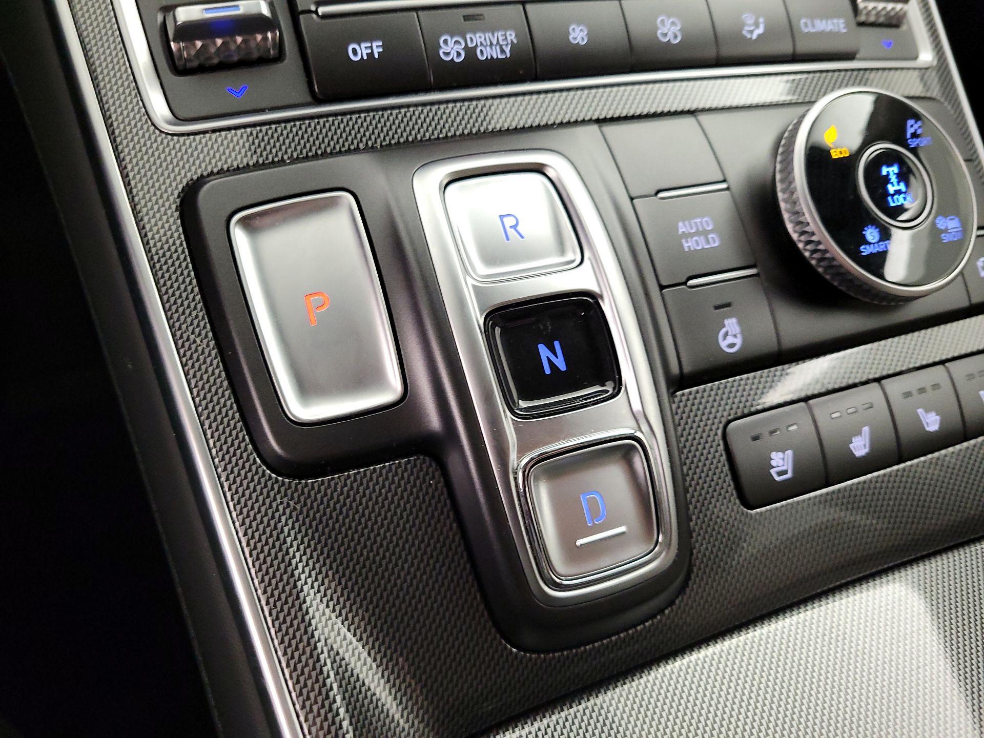 Thumbnail: 2023 Hyundai Santa Fe - 18